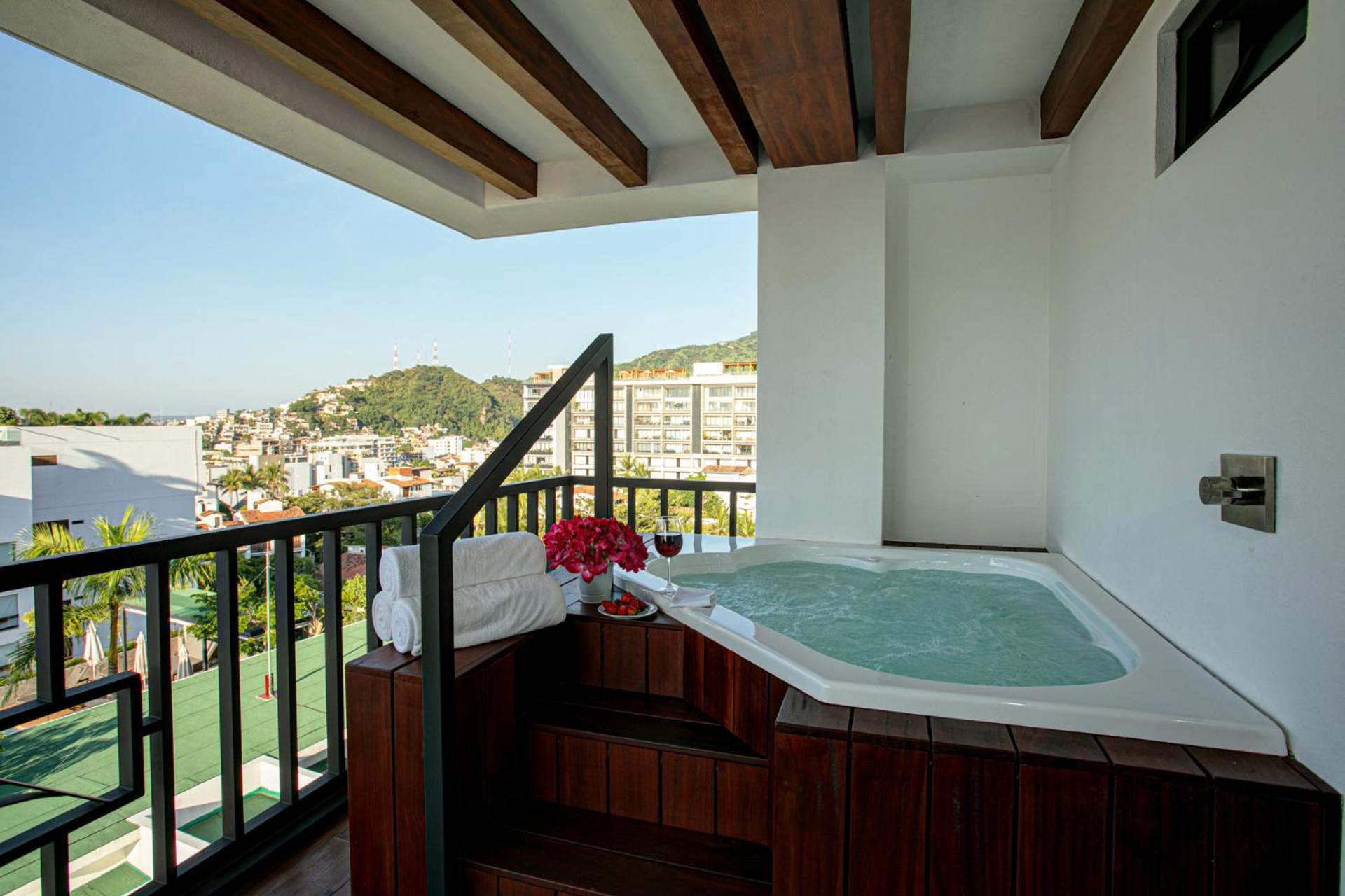 Penthouse Apartment - Photo 13