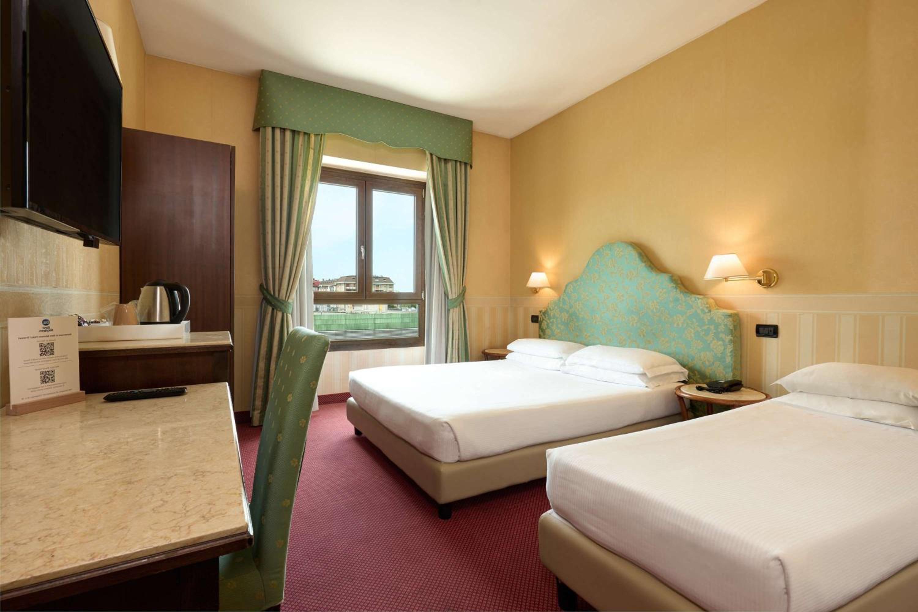 Classic Triple Room - Photo 2