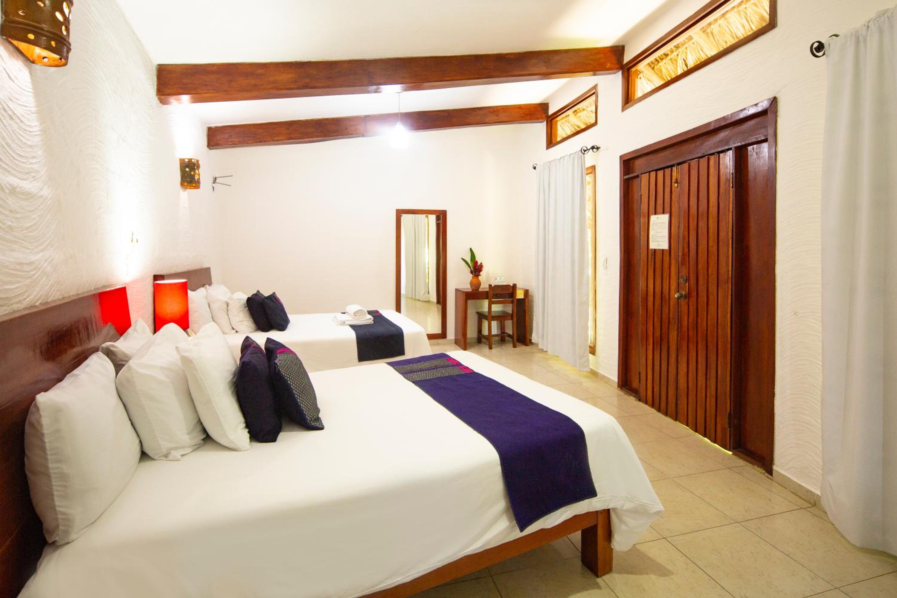 Double Room with Two Double Beds or One Large Bed - Photo 12