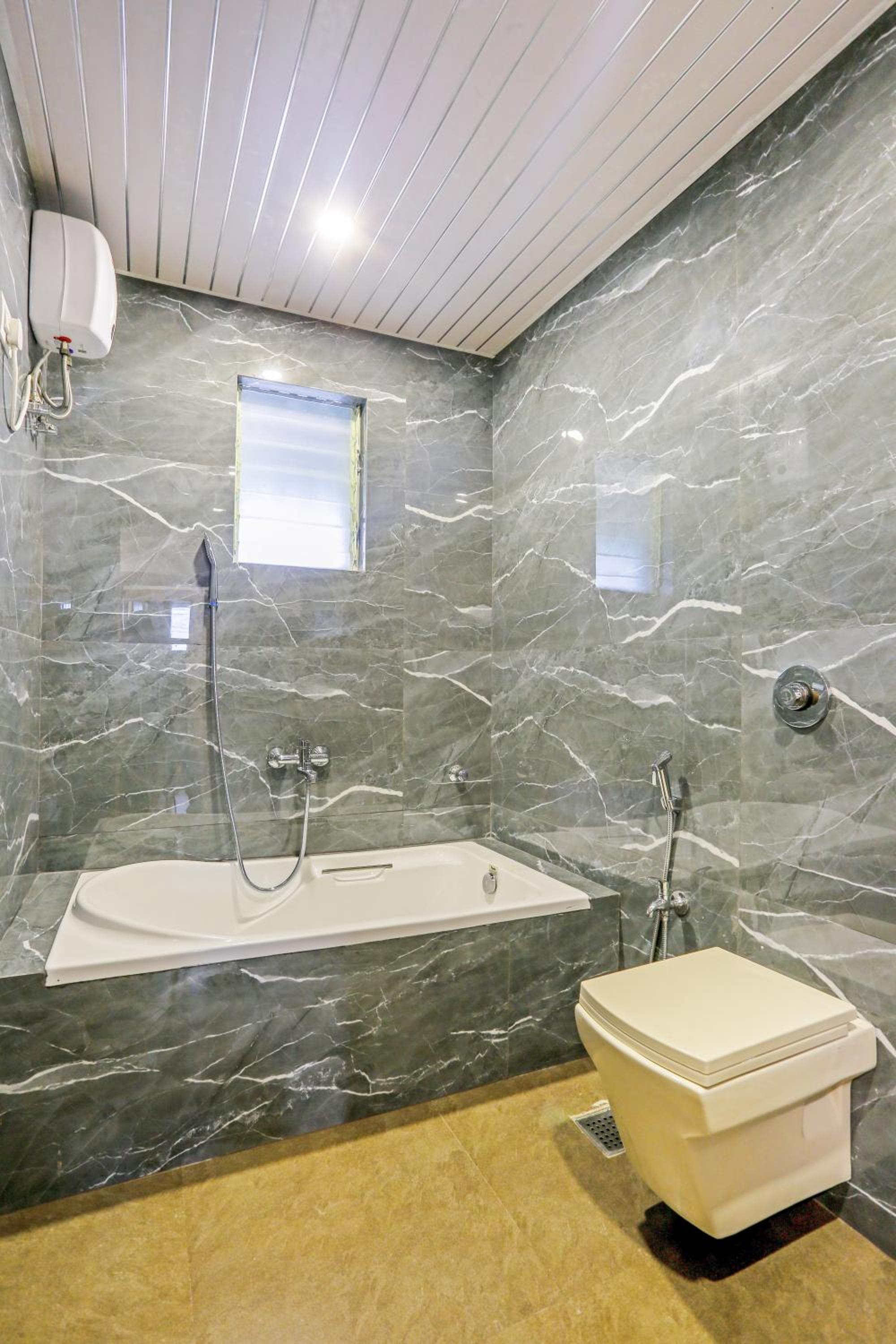 Deluxe Double Room with Bath photo 2