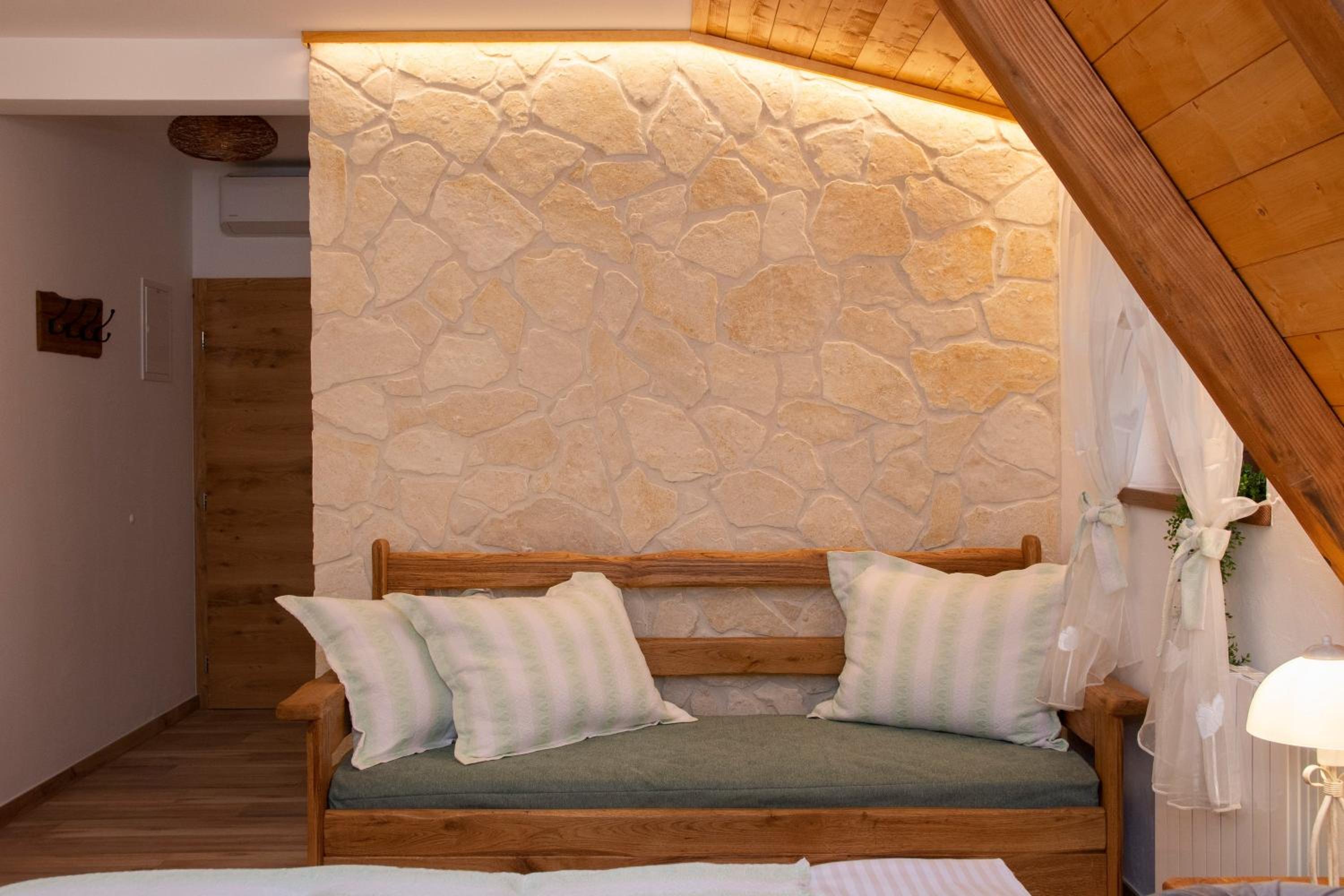 Superior Triple Room - Photo 2