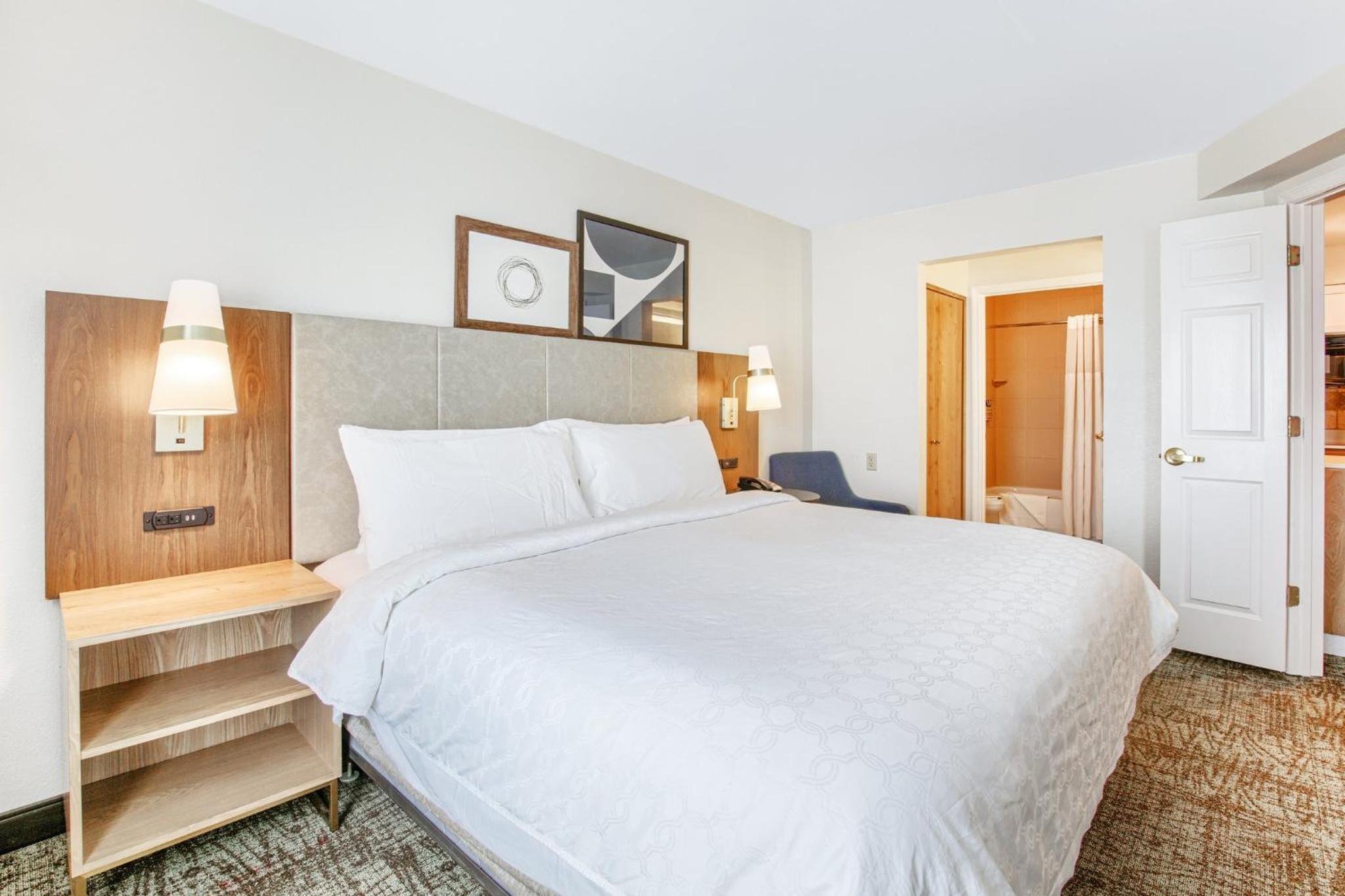 One-Bedroom King Suite with Sofa Bed - Photo 1