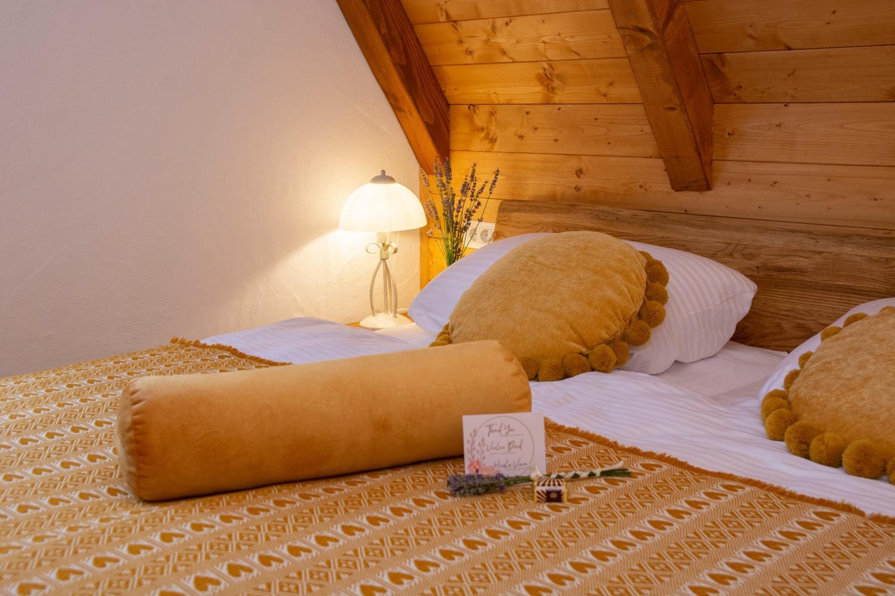 Luxury Triple Room - Photo 9