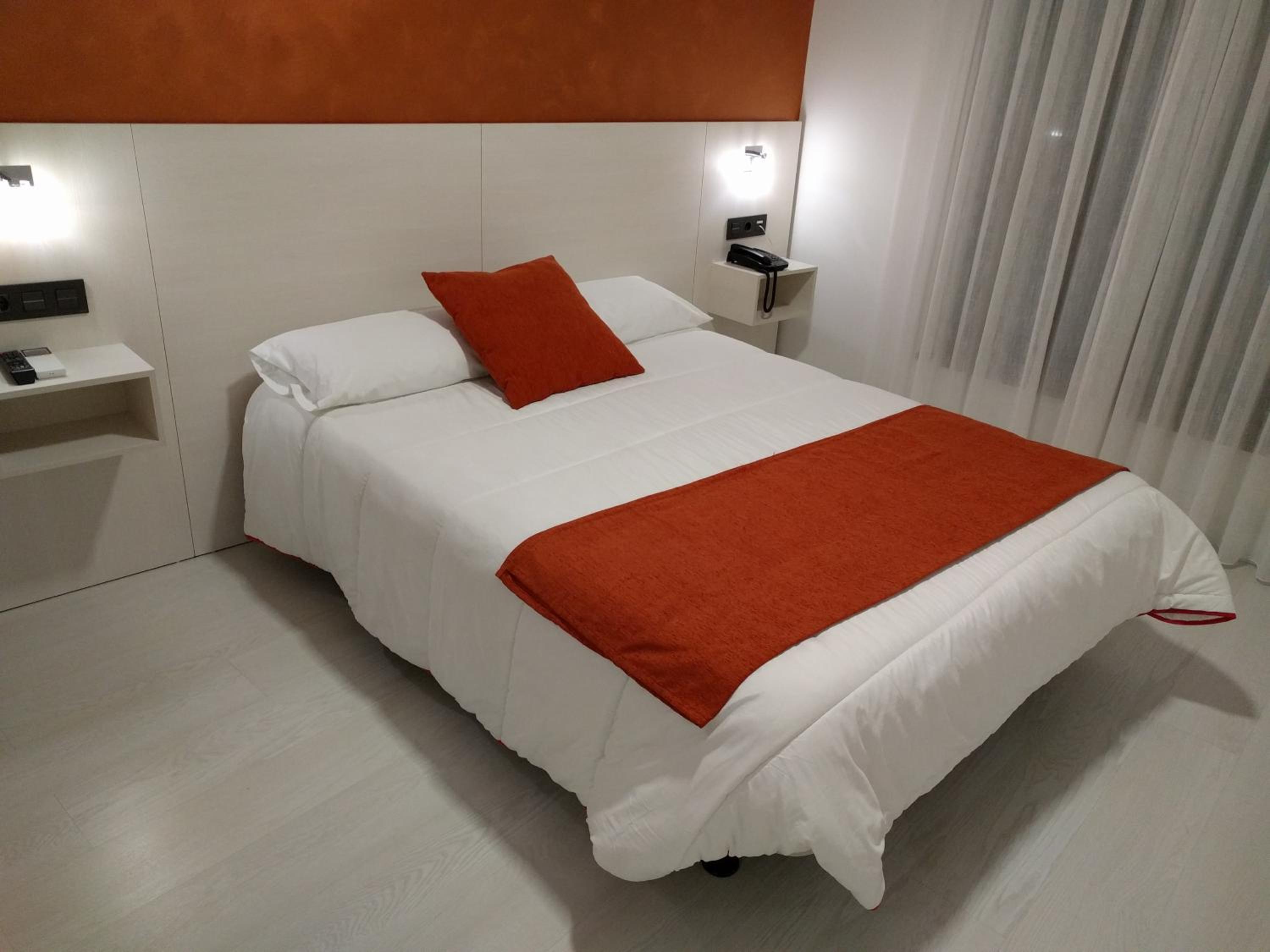 Single Room photo 3