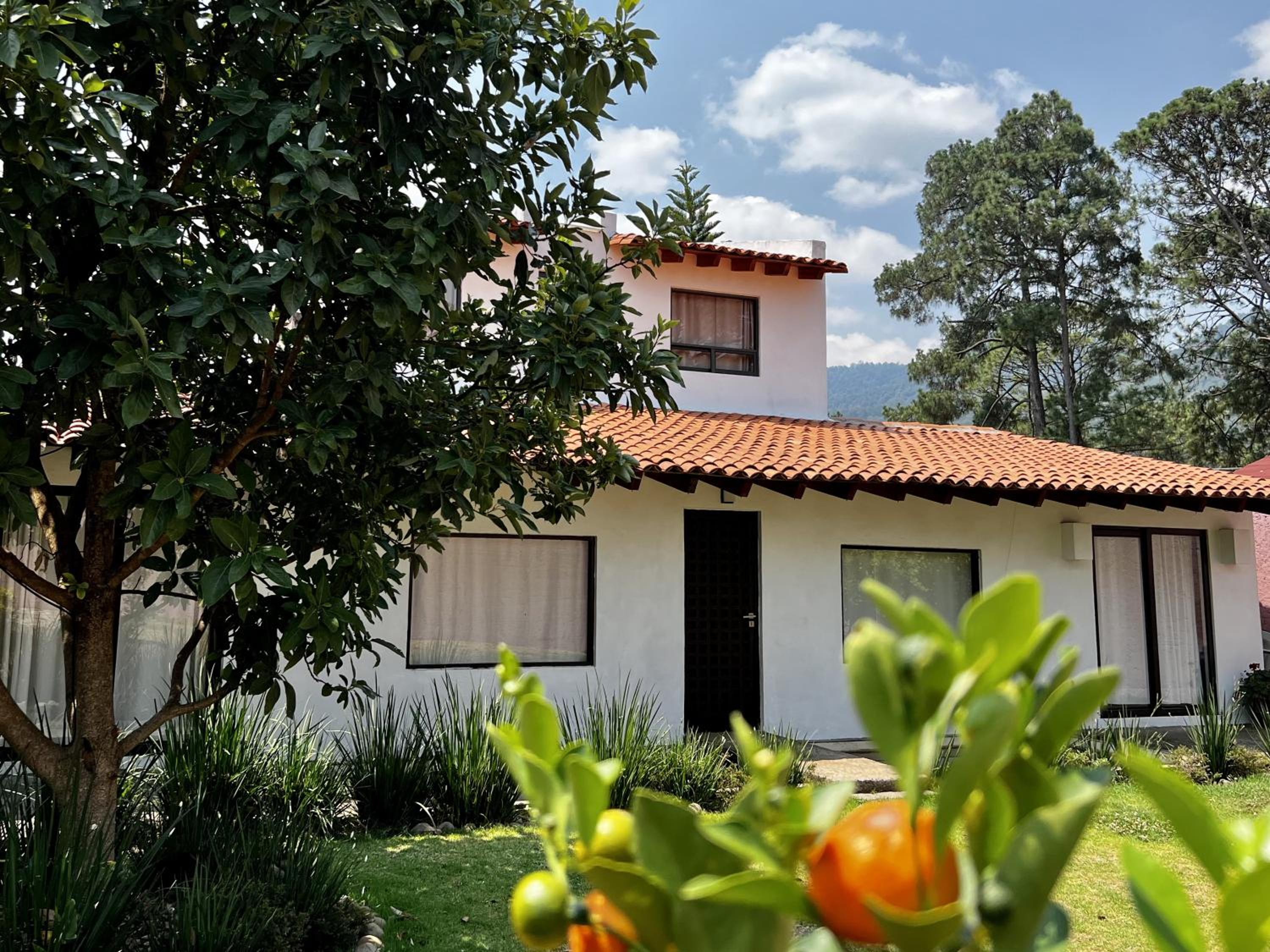 Four-Bedroom House - Photo 18