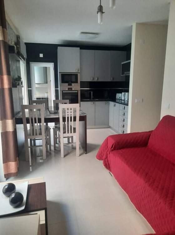 One-Bedroom Apartment - Photo 4