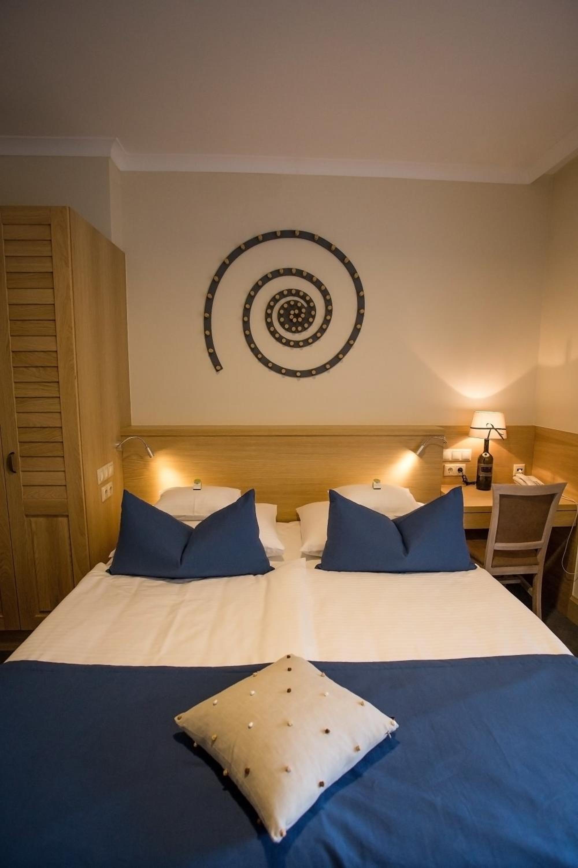 Superior Double/Twin Room photo 2