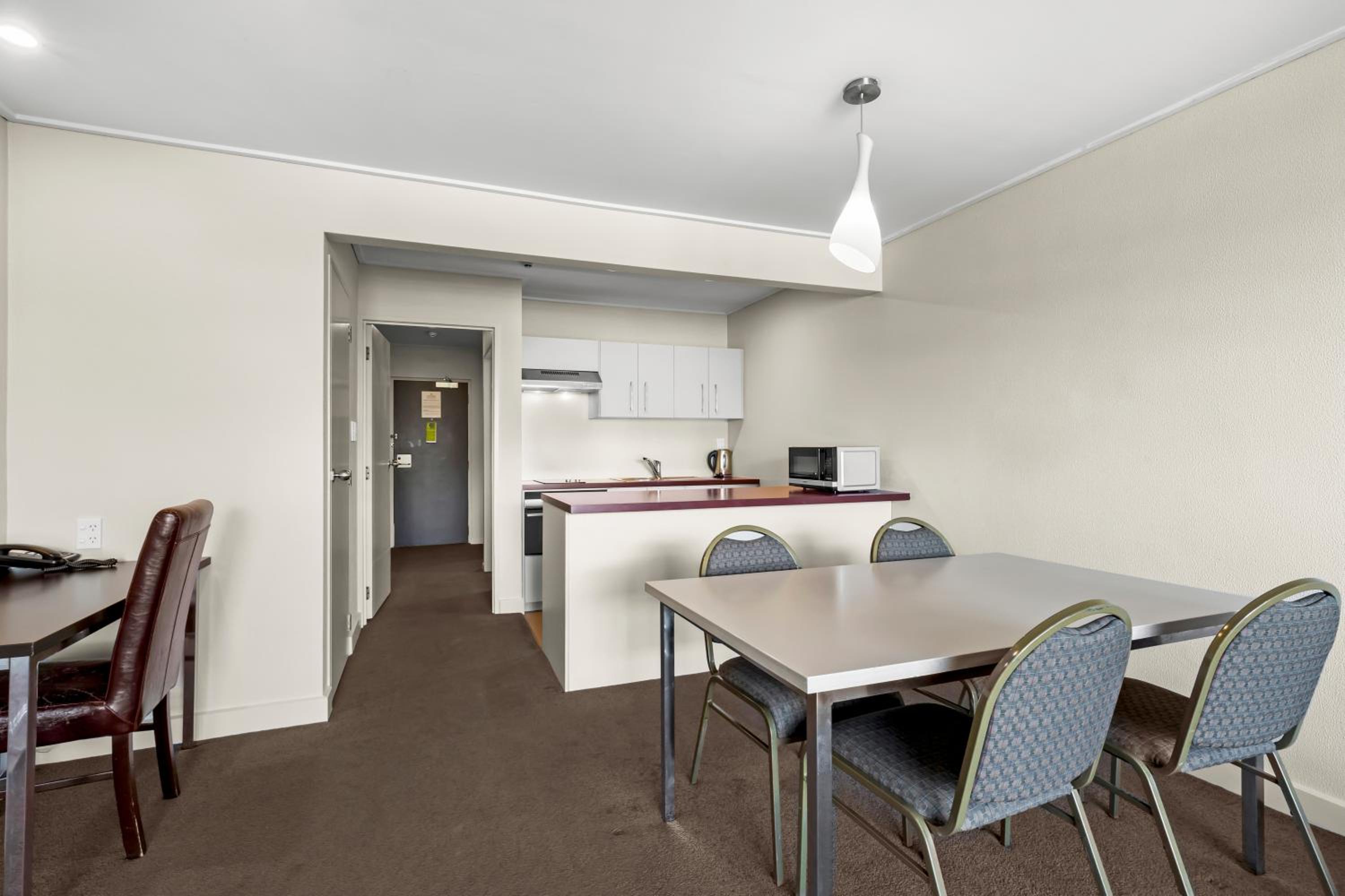 Two-Bedroom Apartment - Split Level photo 3