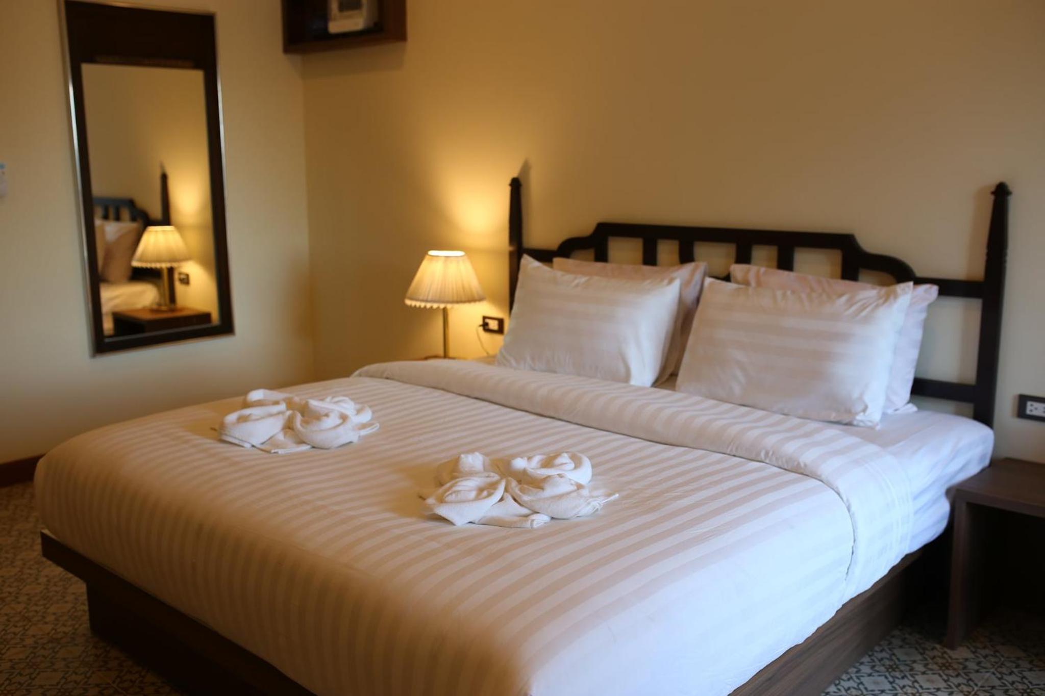 Deluxe Double or Twin Room photo 1