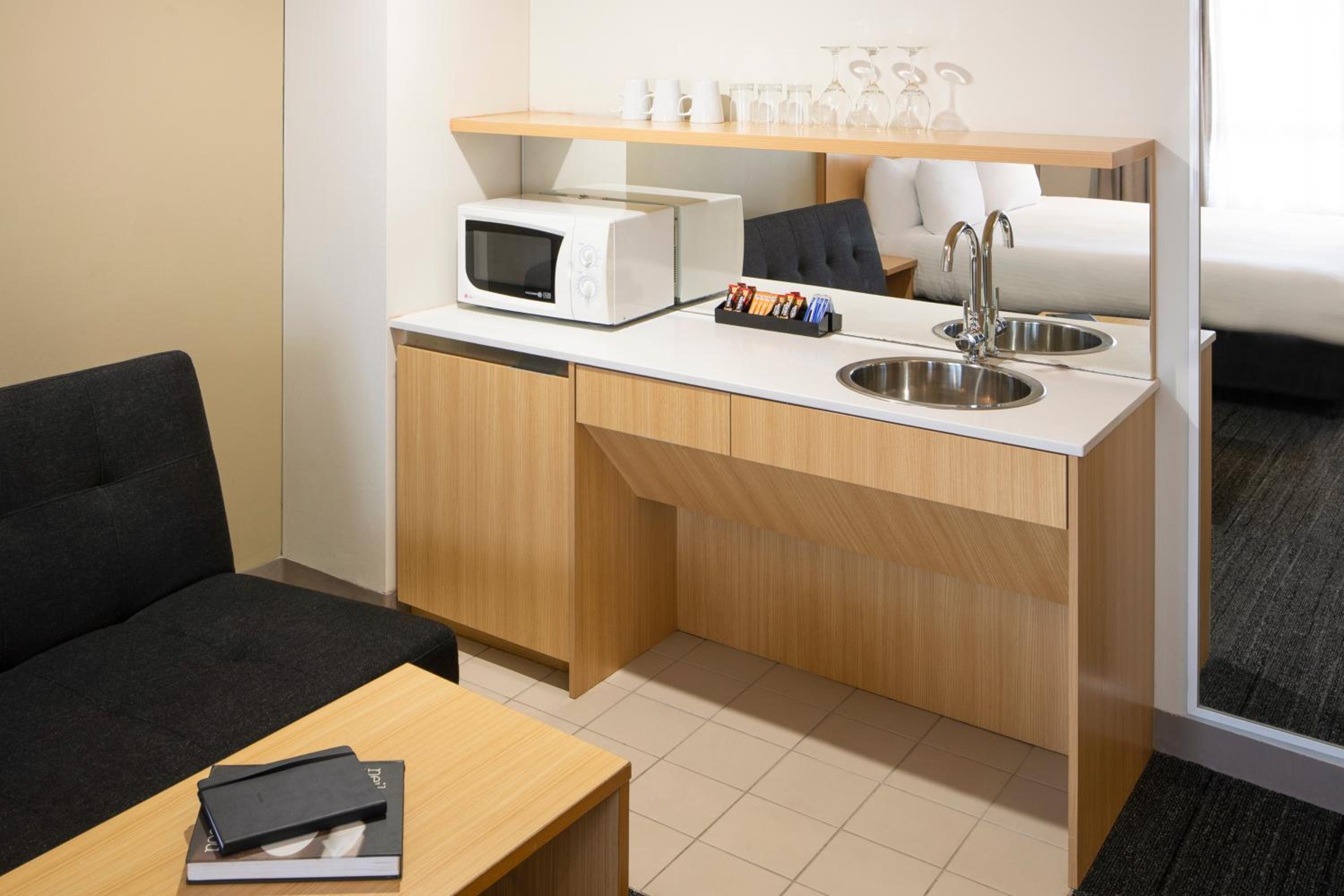 Standard Accessible King Room