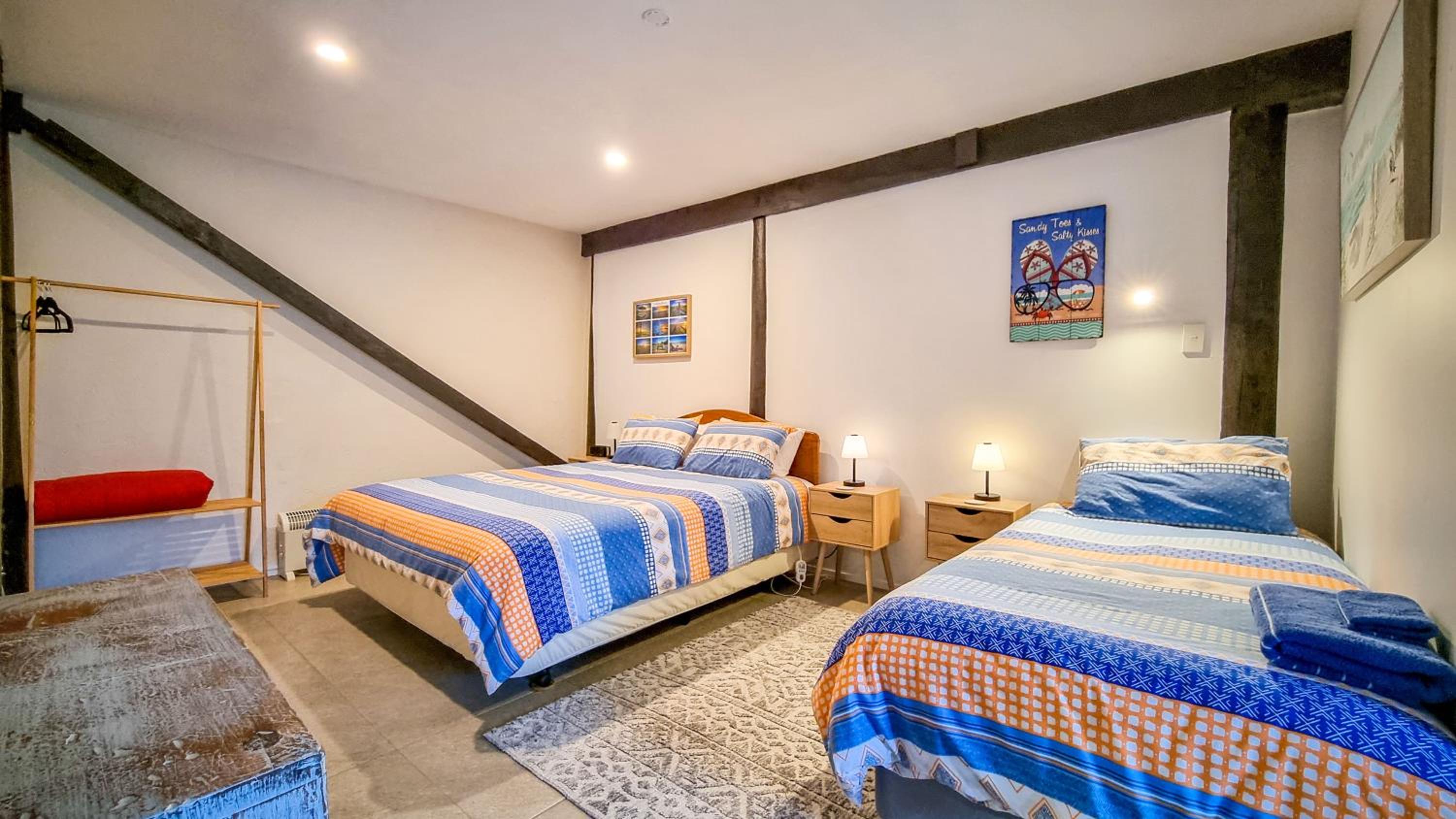 One-Bedroom Apartment photo 2