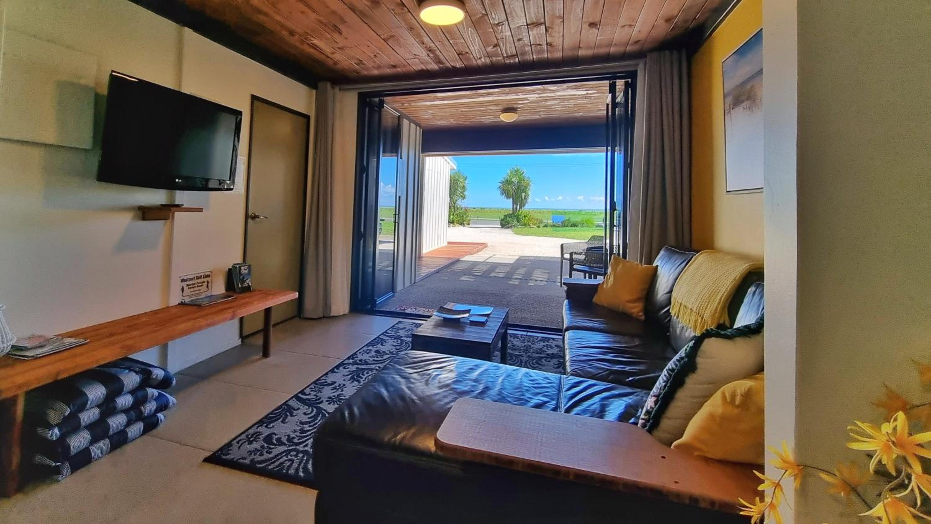 Apartment with Sea View photo 3