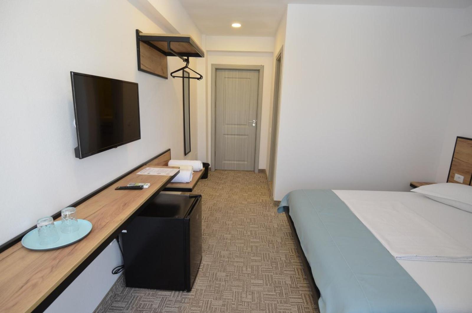 Double Room with Balcony photo 3