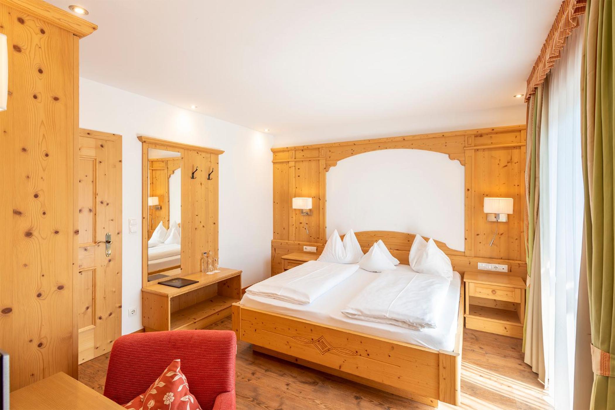 Standard Double Room - Photo 3