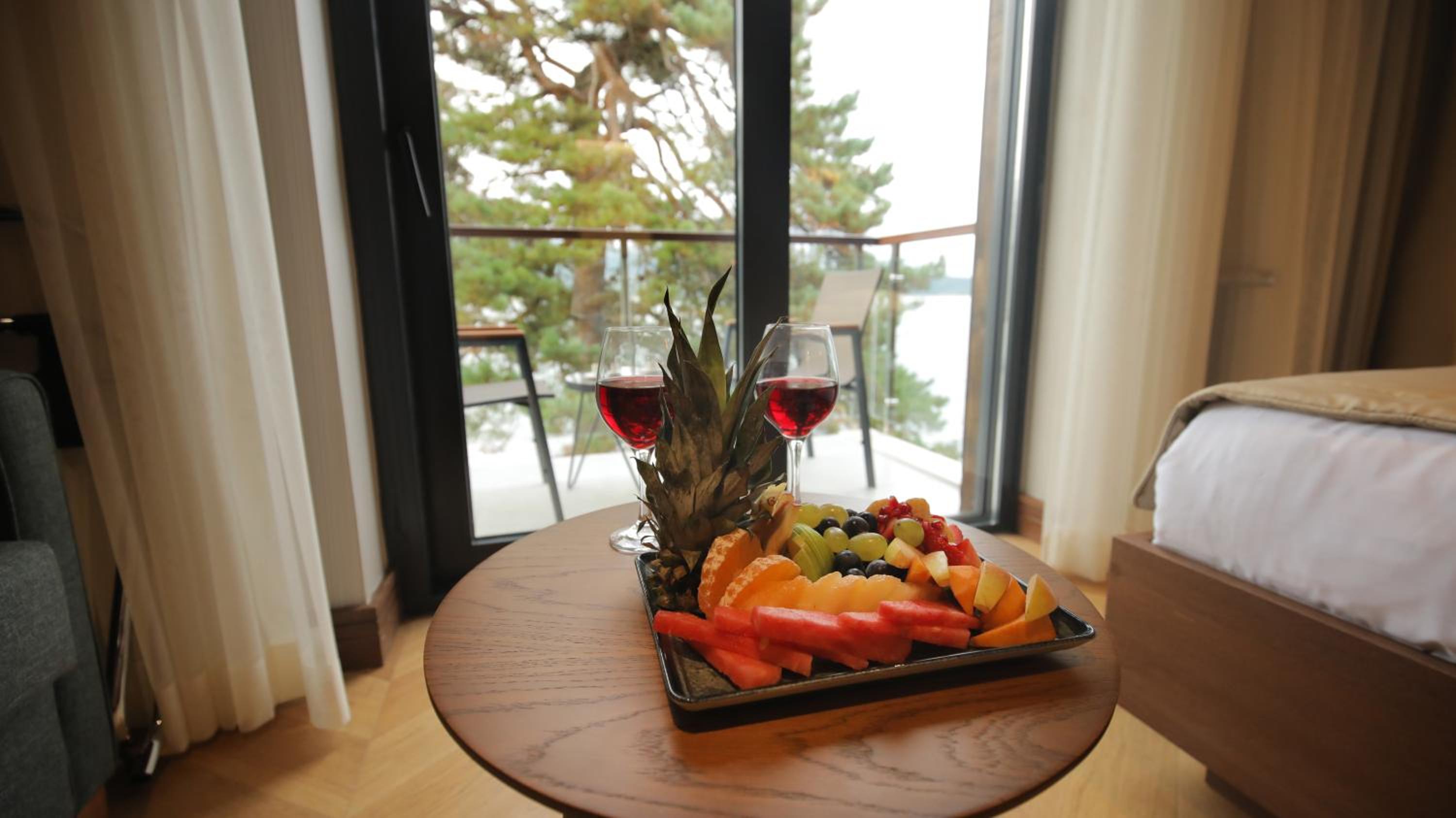 Standard Double Room with Balcony photo 2