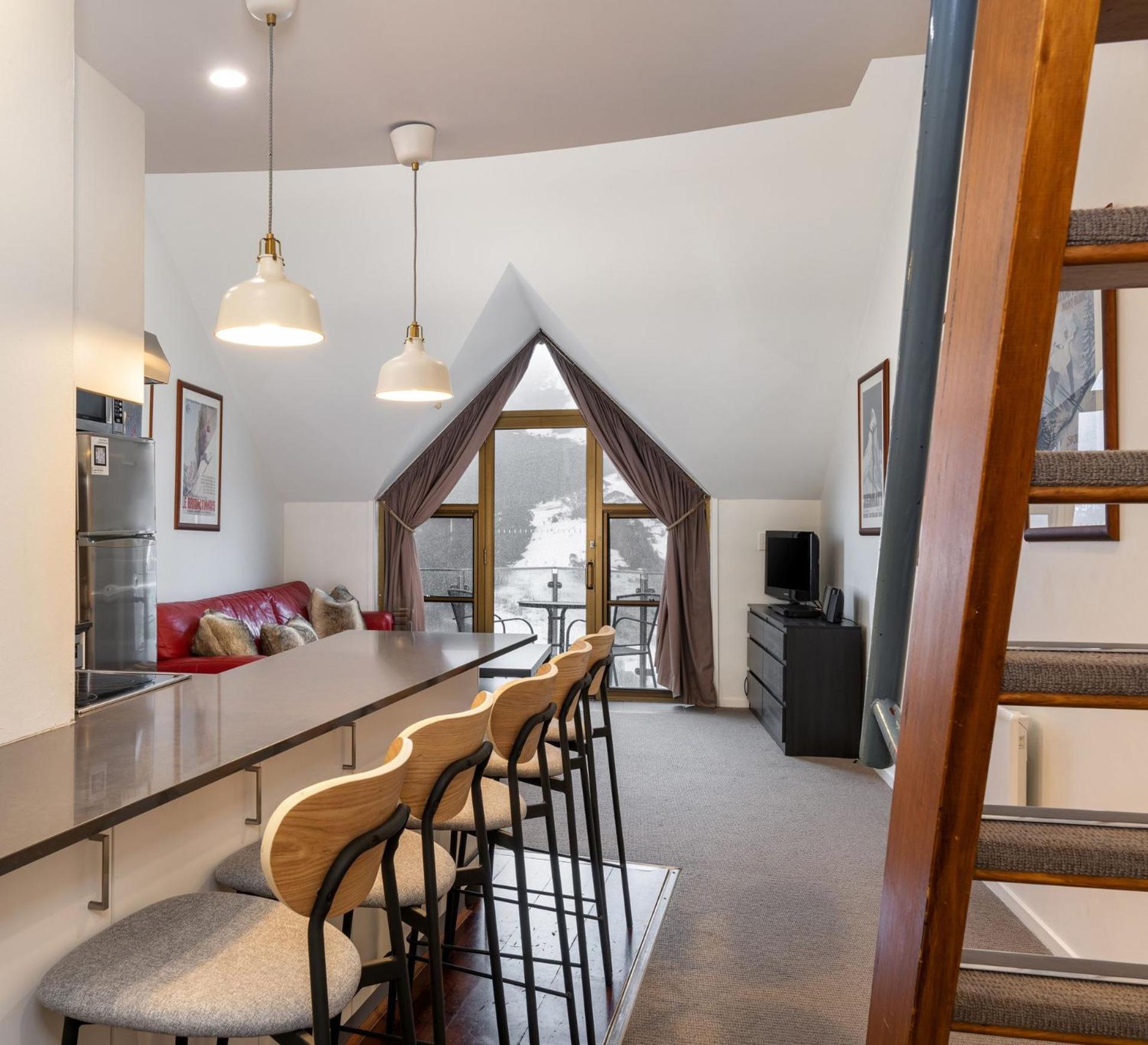 Apartment with Mountain View photo 1