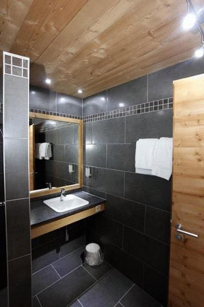 Suite - Photo 6