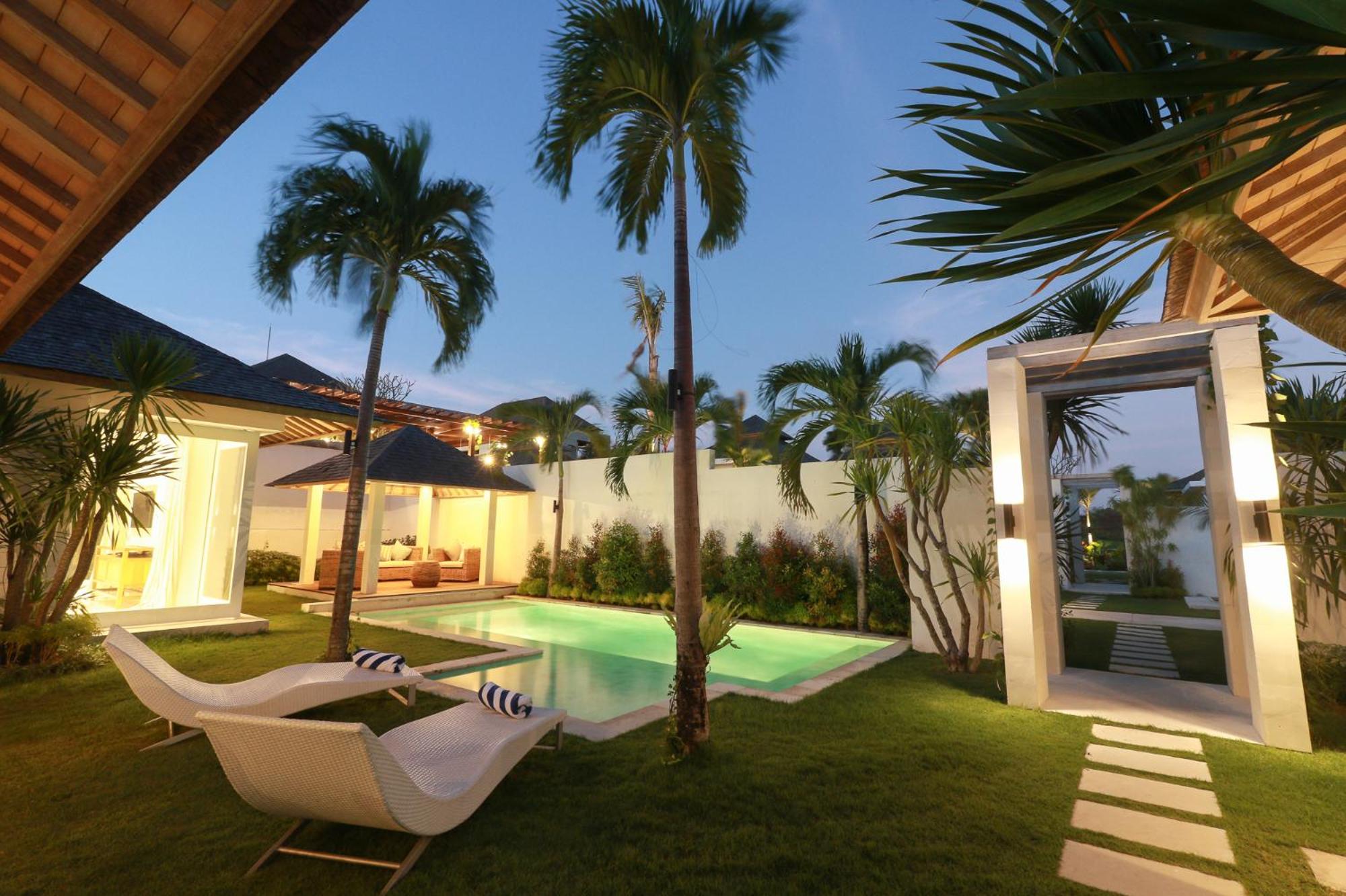 Two-Bedroom Villa - Photo 13