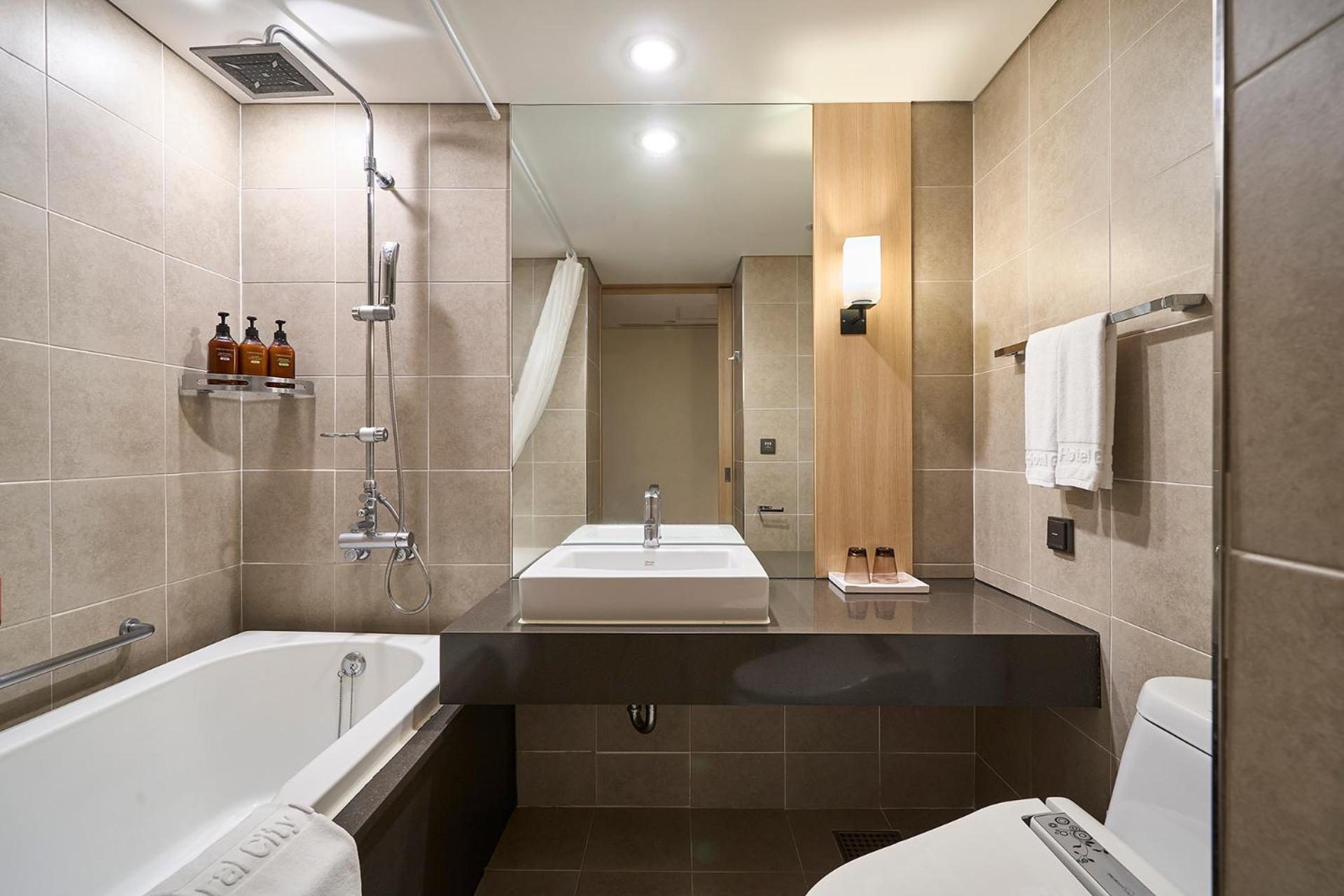 Superior Twin Room photo 3