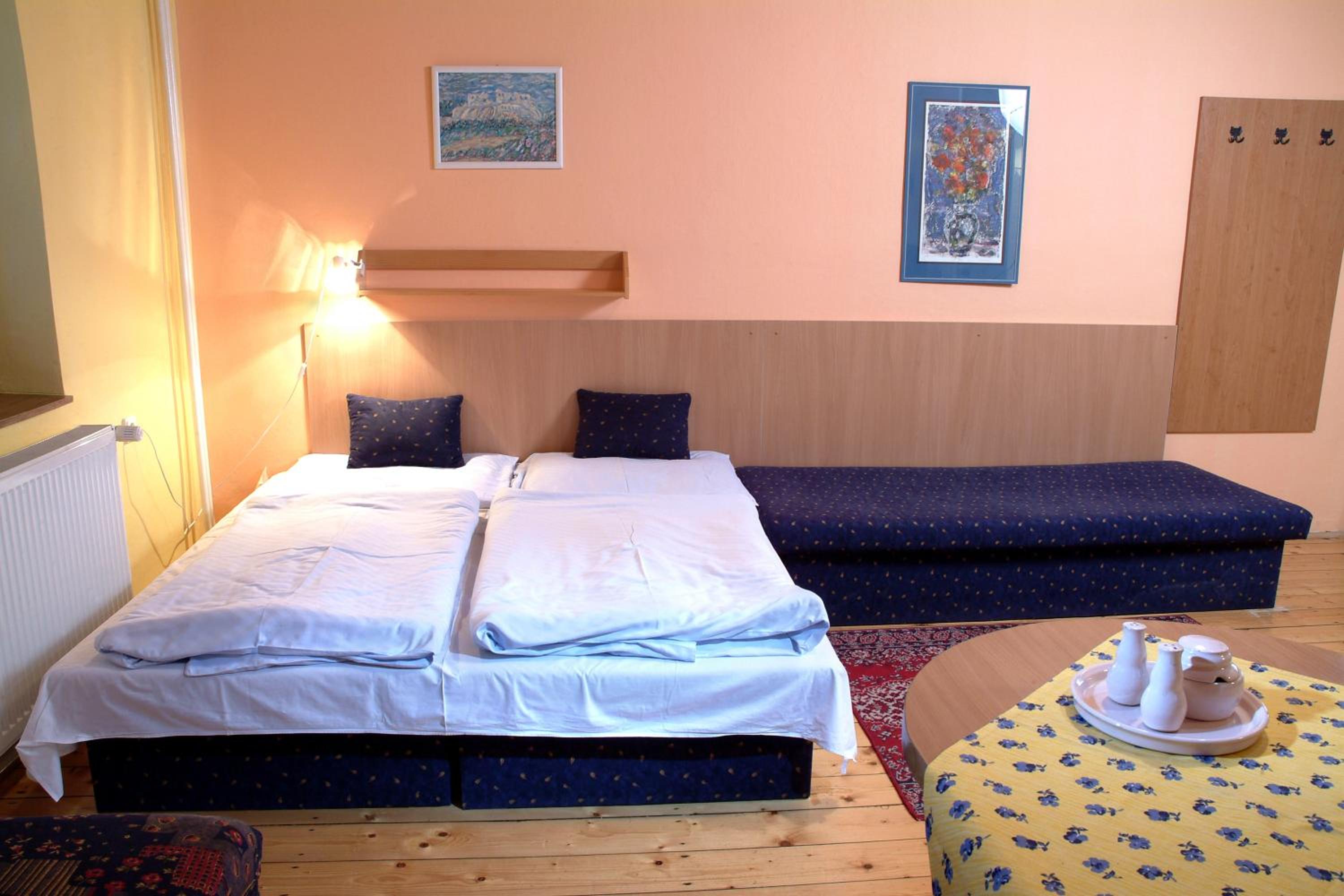 Triple Room photo 2