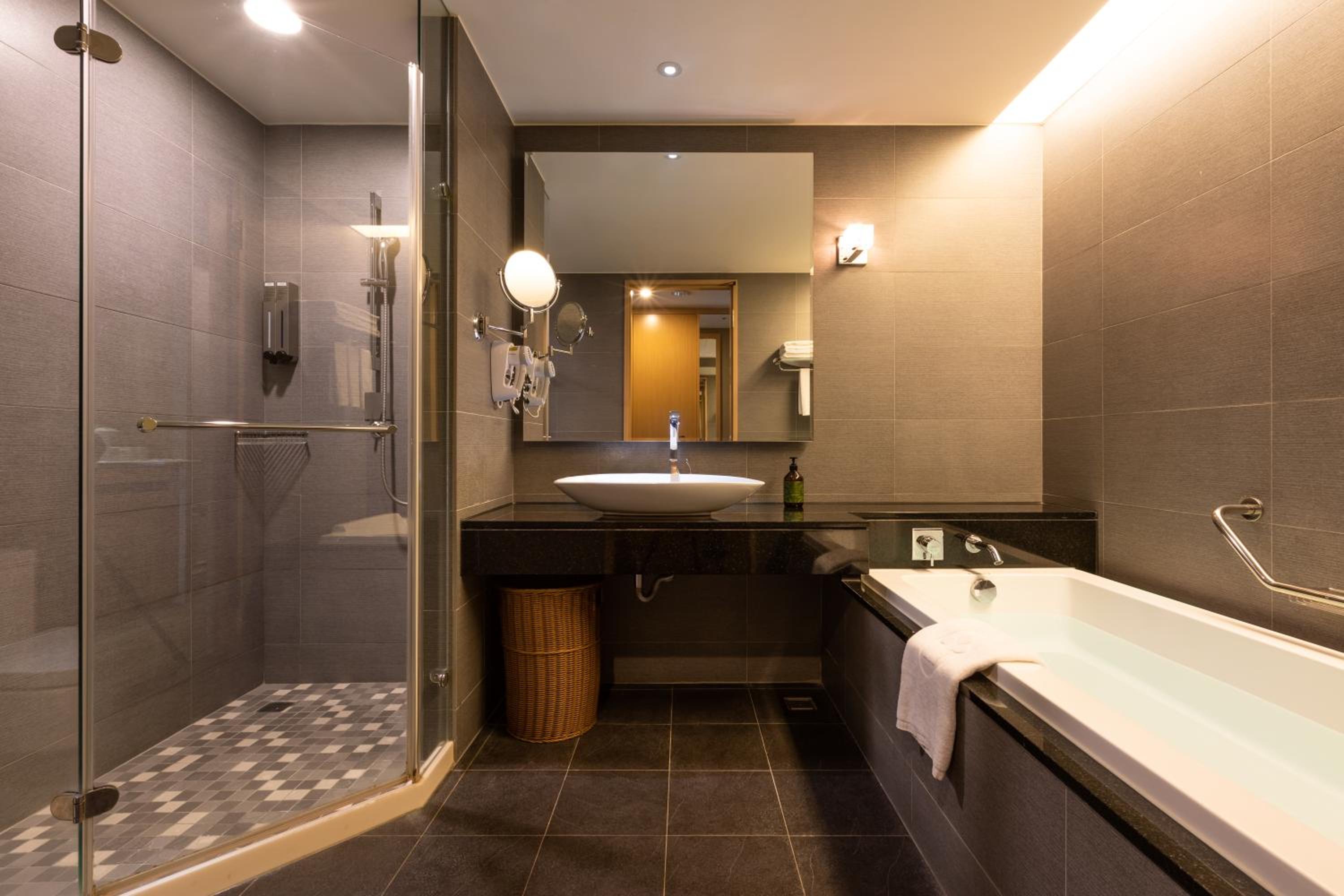 Deluxe Twin Room - Photo 5
