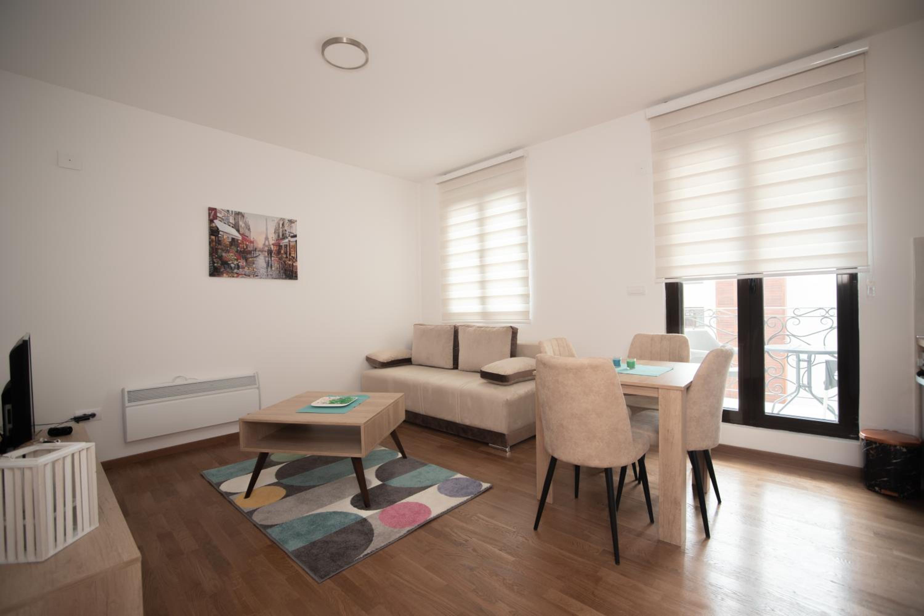 Deluxe Queen Suite - Photo 103