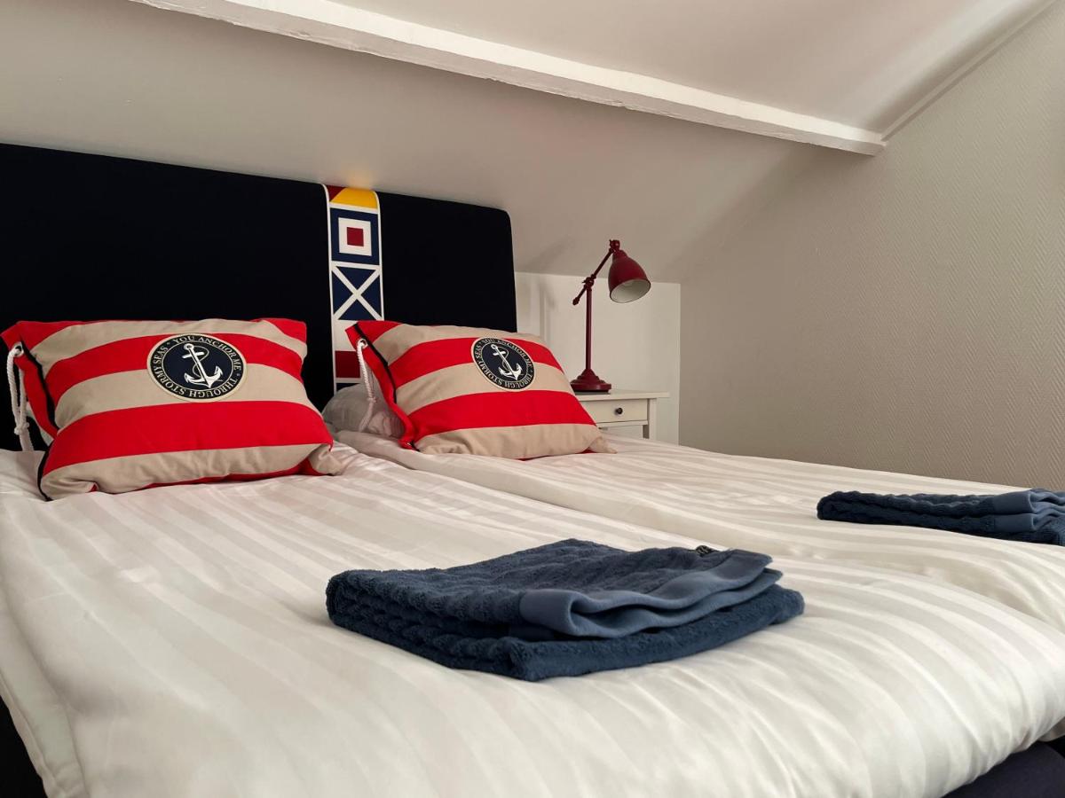 Deluxe Double Room with Balcony photo 2