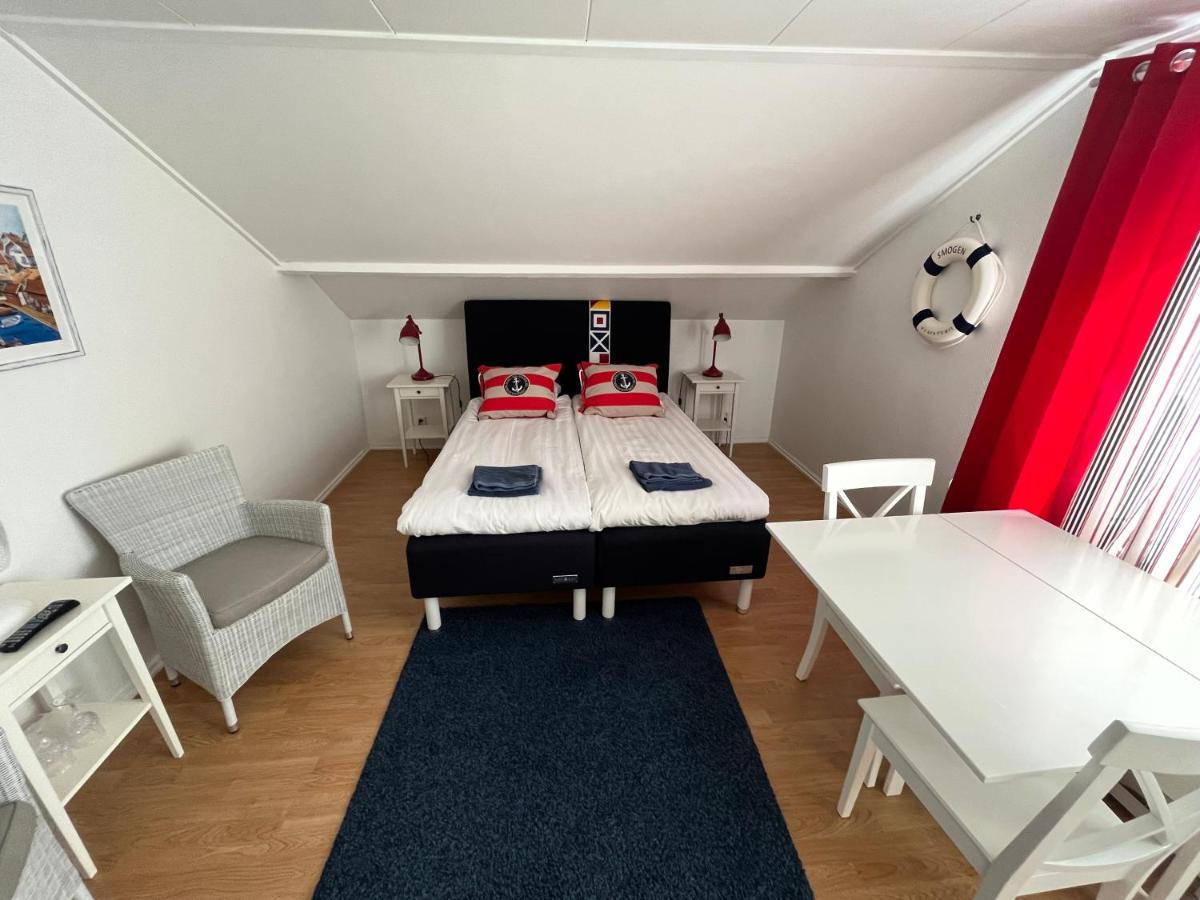 Deluxe Double Room with Balcony photo 1