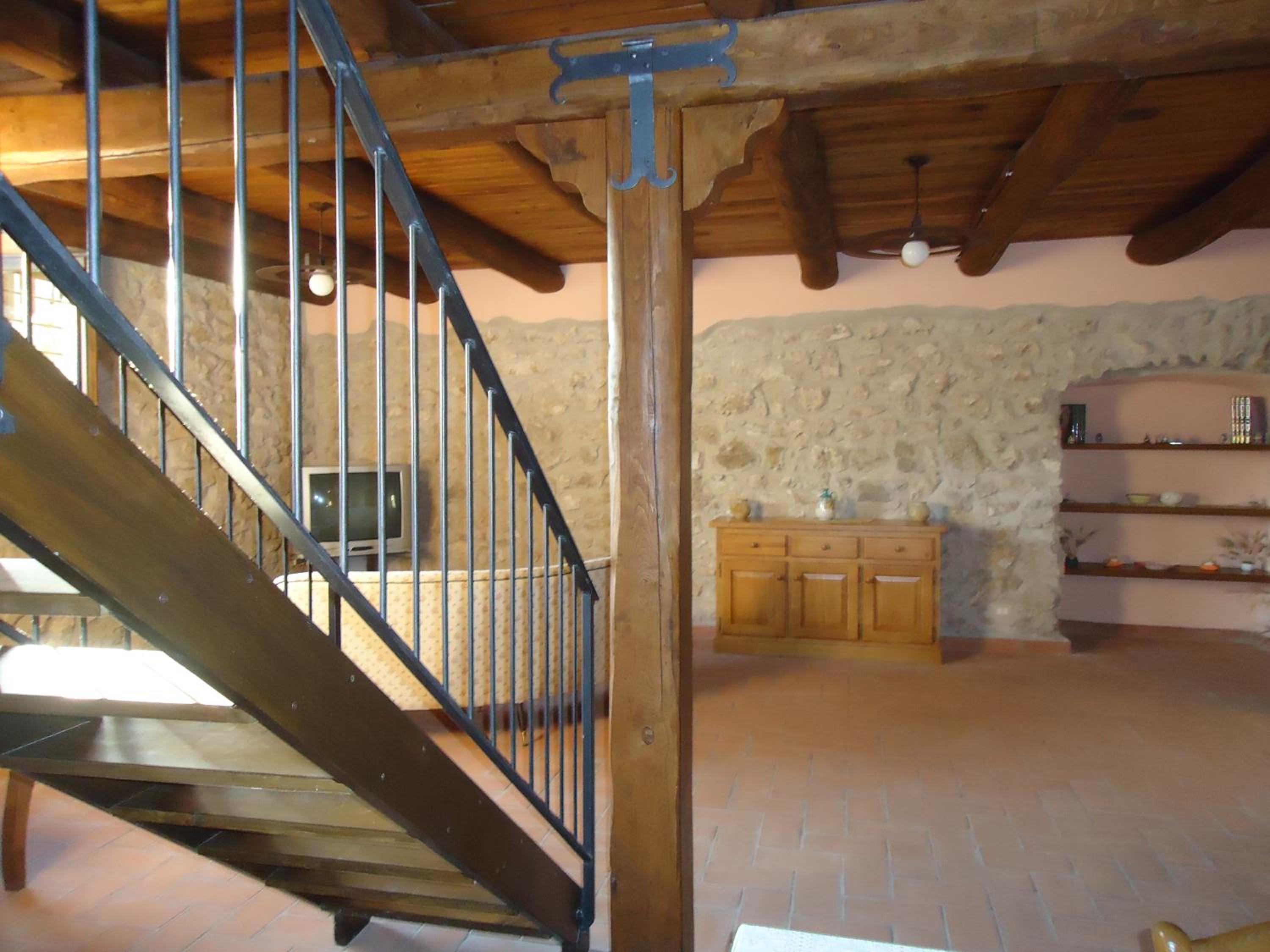 Maisonette photo 1