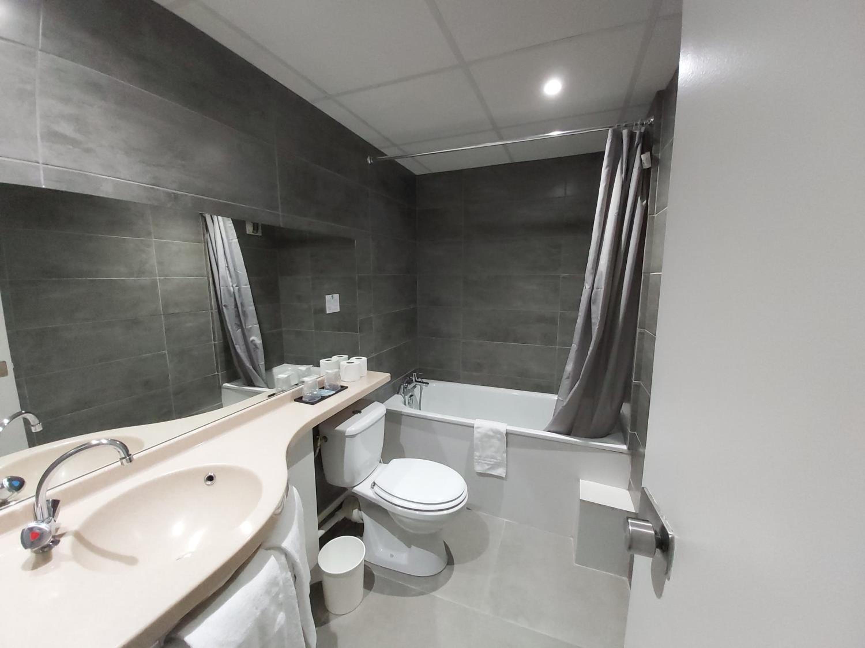 Superior Double or Twin Room photo 2