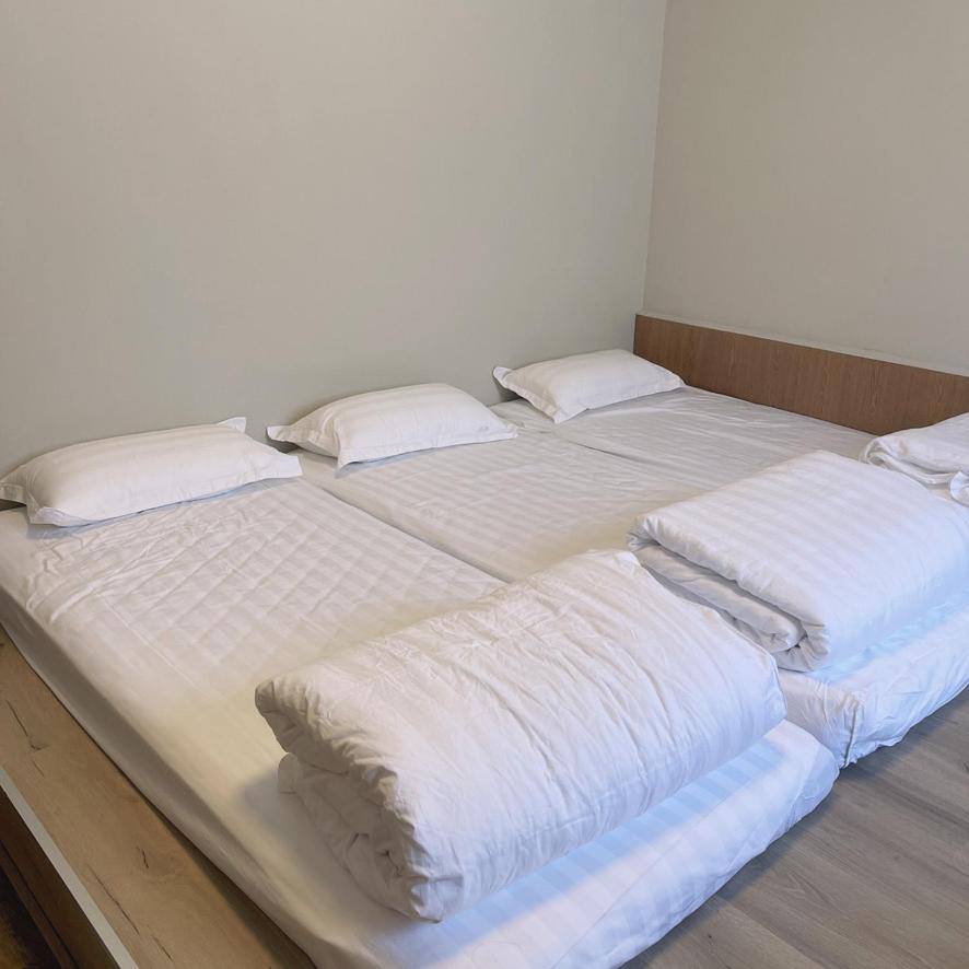 Quadruple Room With Shared Bathroom photo 2
