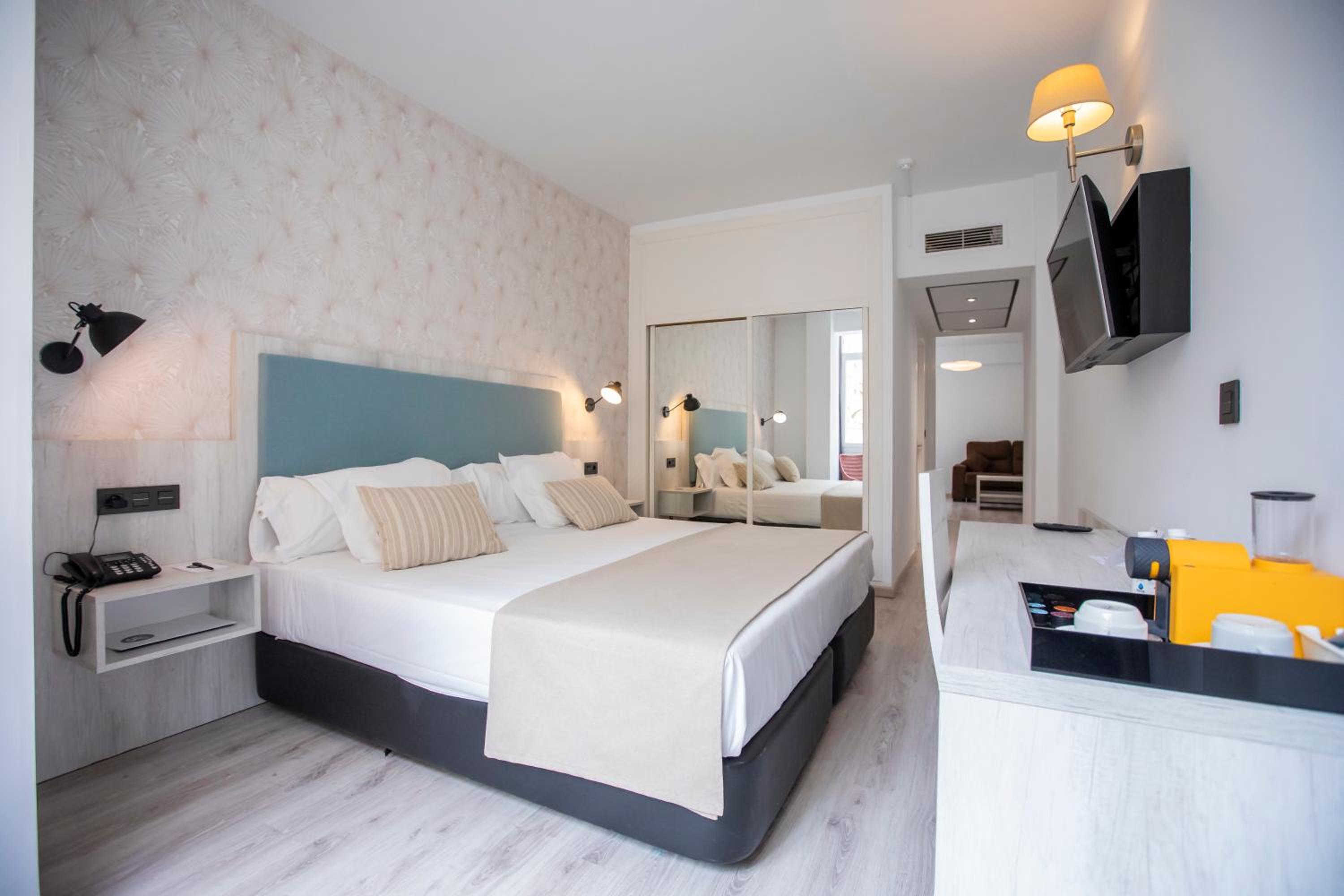 Habitación Familiar (2 Adultos + 2 Niños)