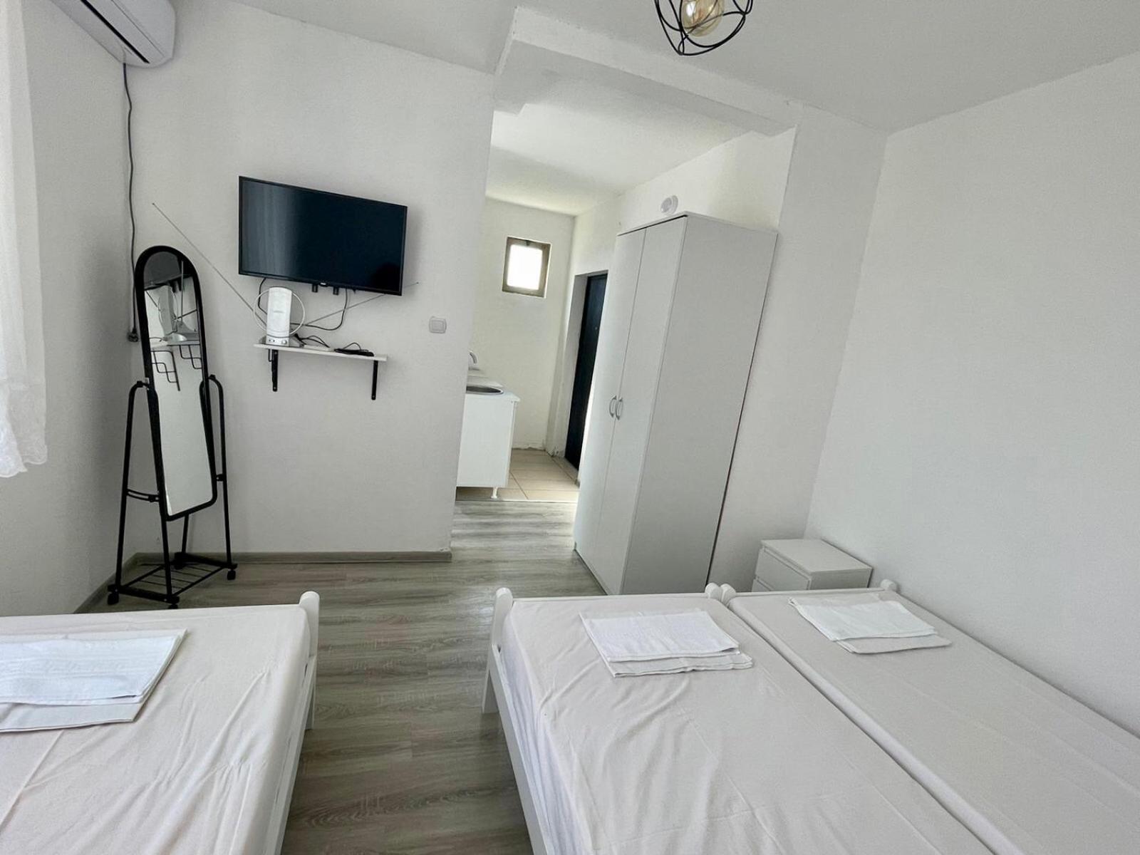 Triple Room with Terrace