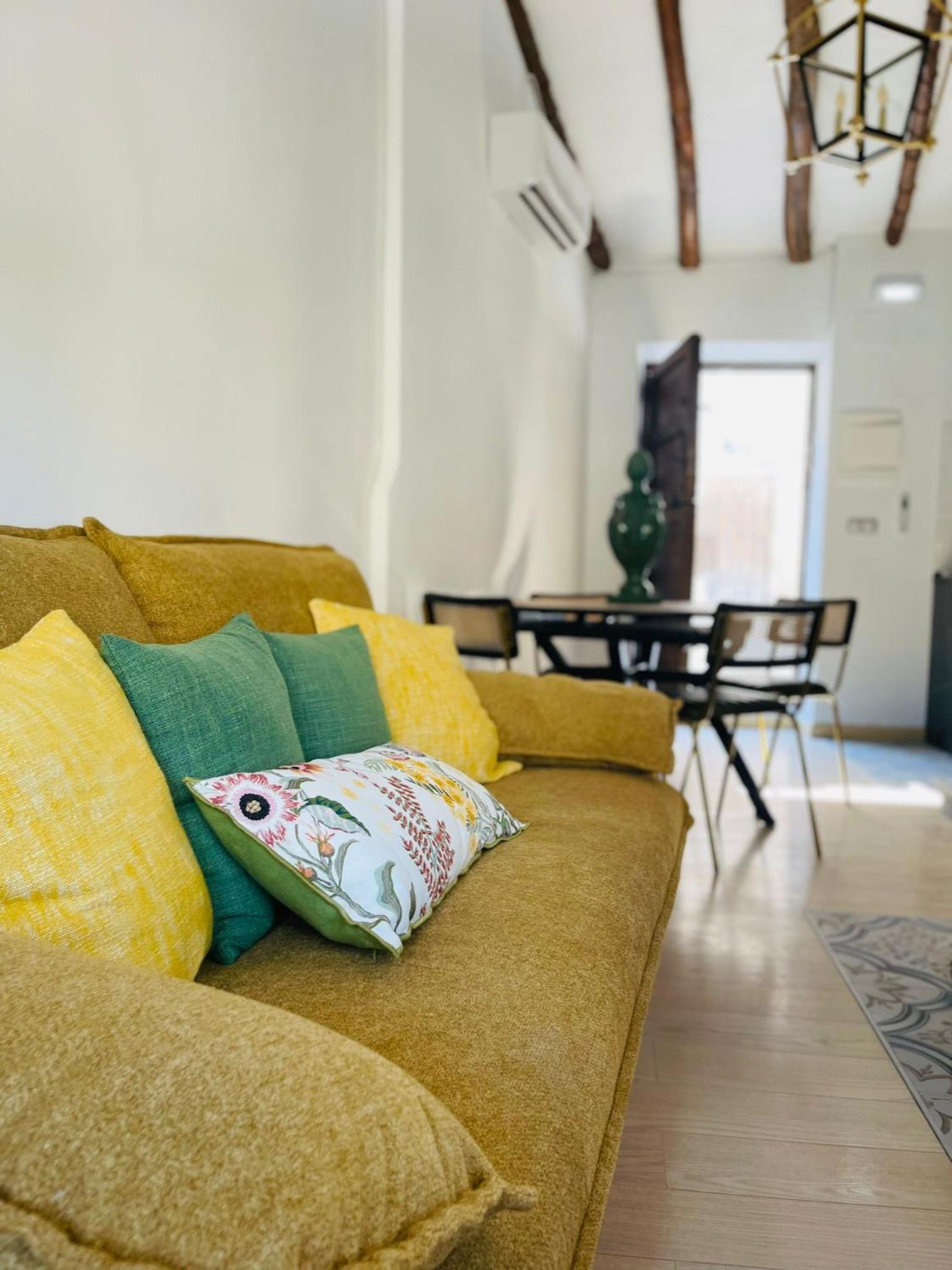 Two-Bedroom House photo 3