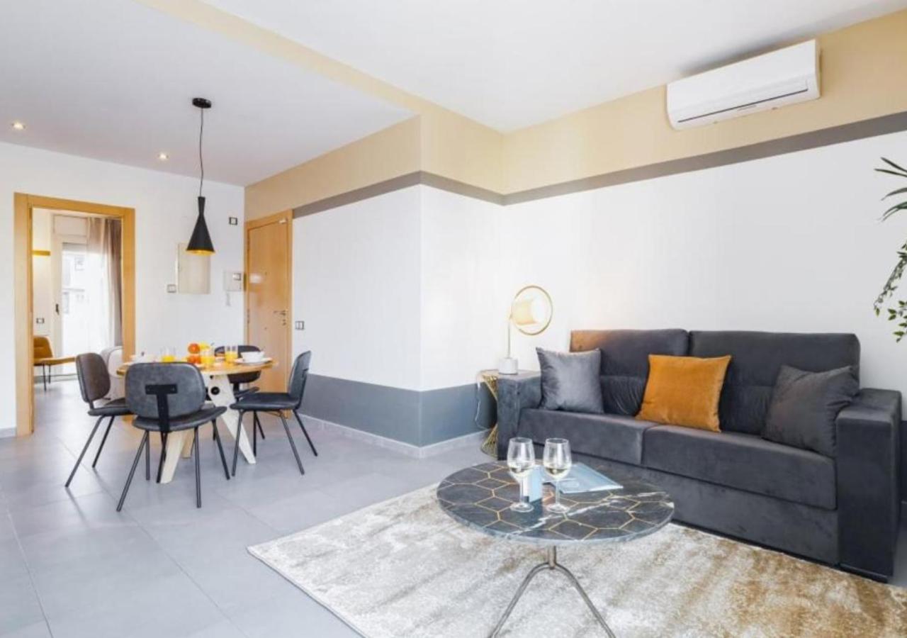 Apartamento con Balcón