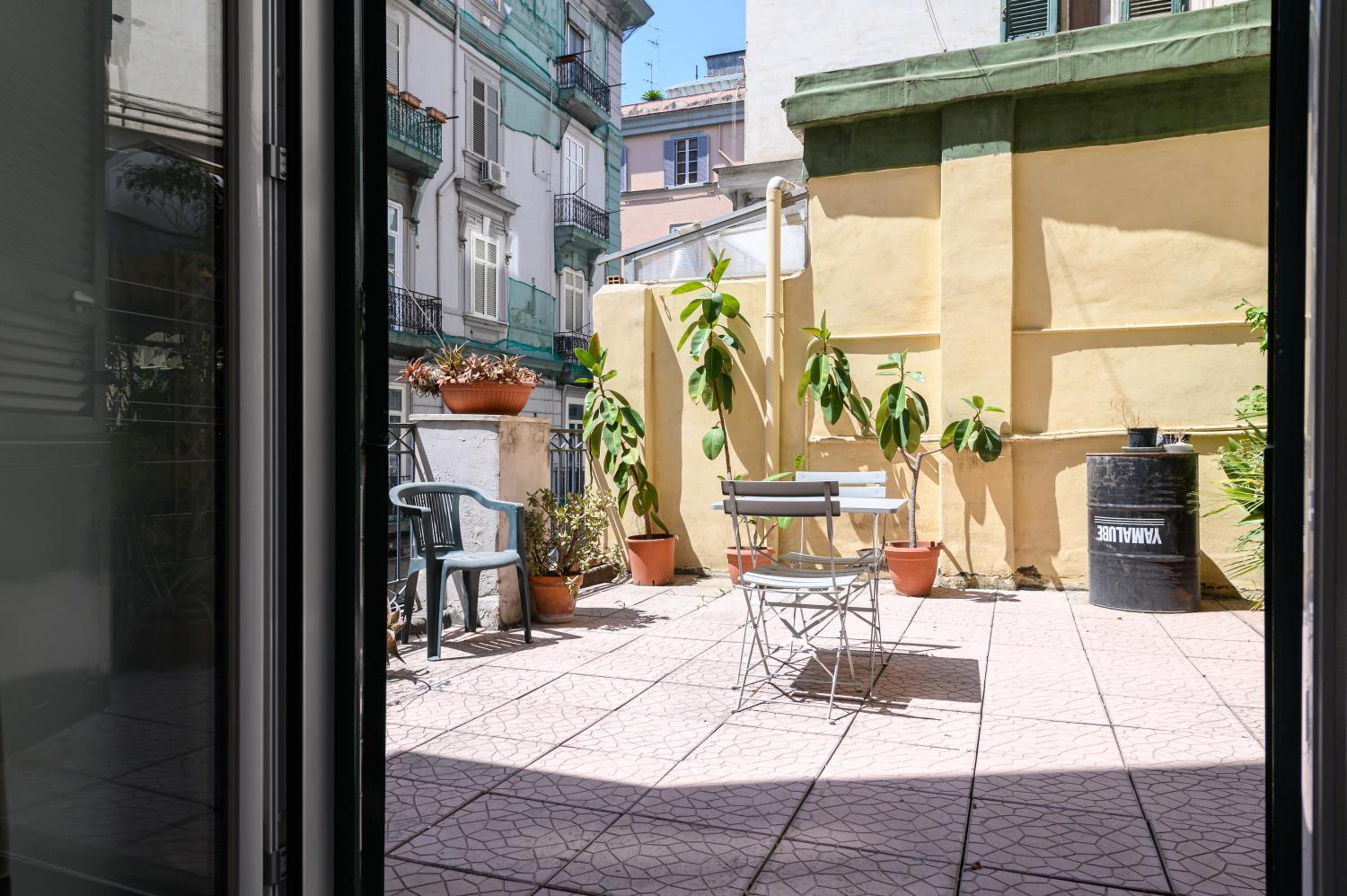 One-Bedroom Apartment