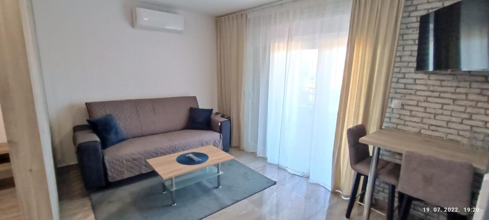 Deluxe Queen Room - Photo 1