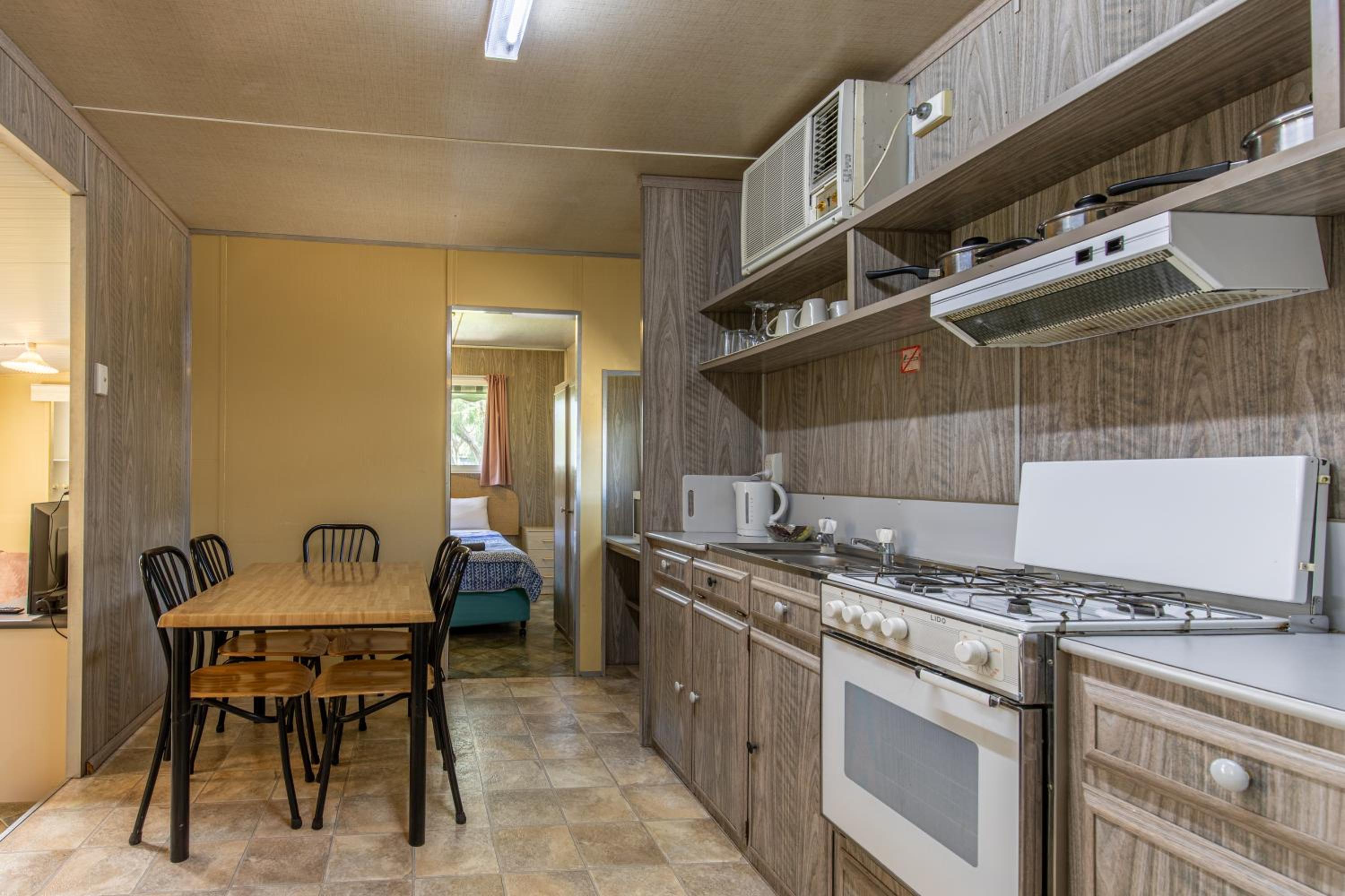 3 bedroom Park Home - Photo 3