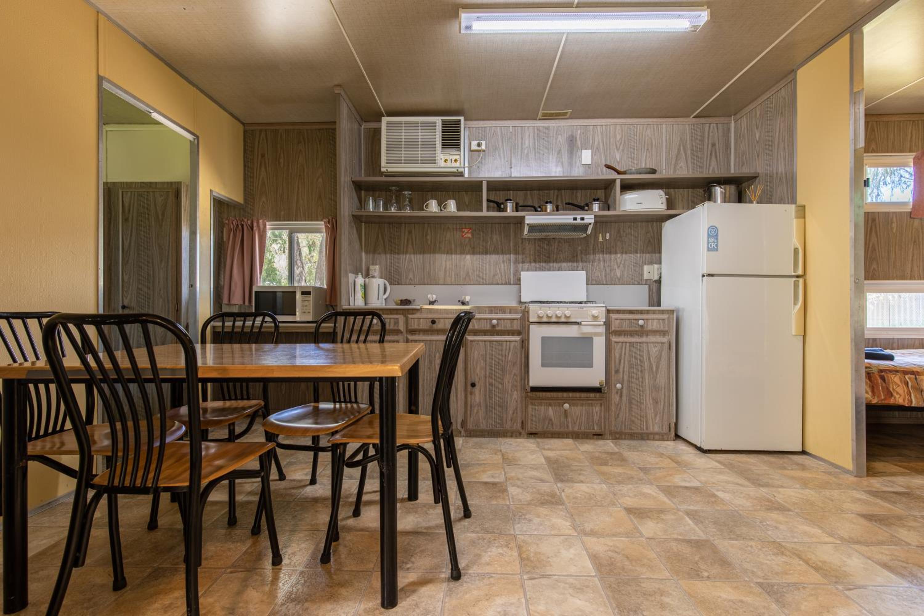 3 bedroom Park Home - Photo 9