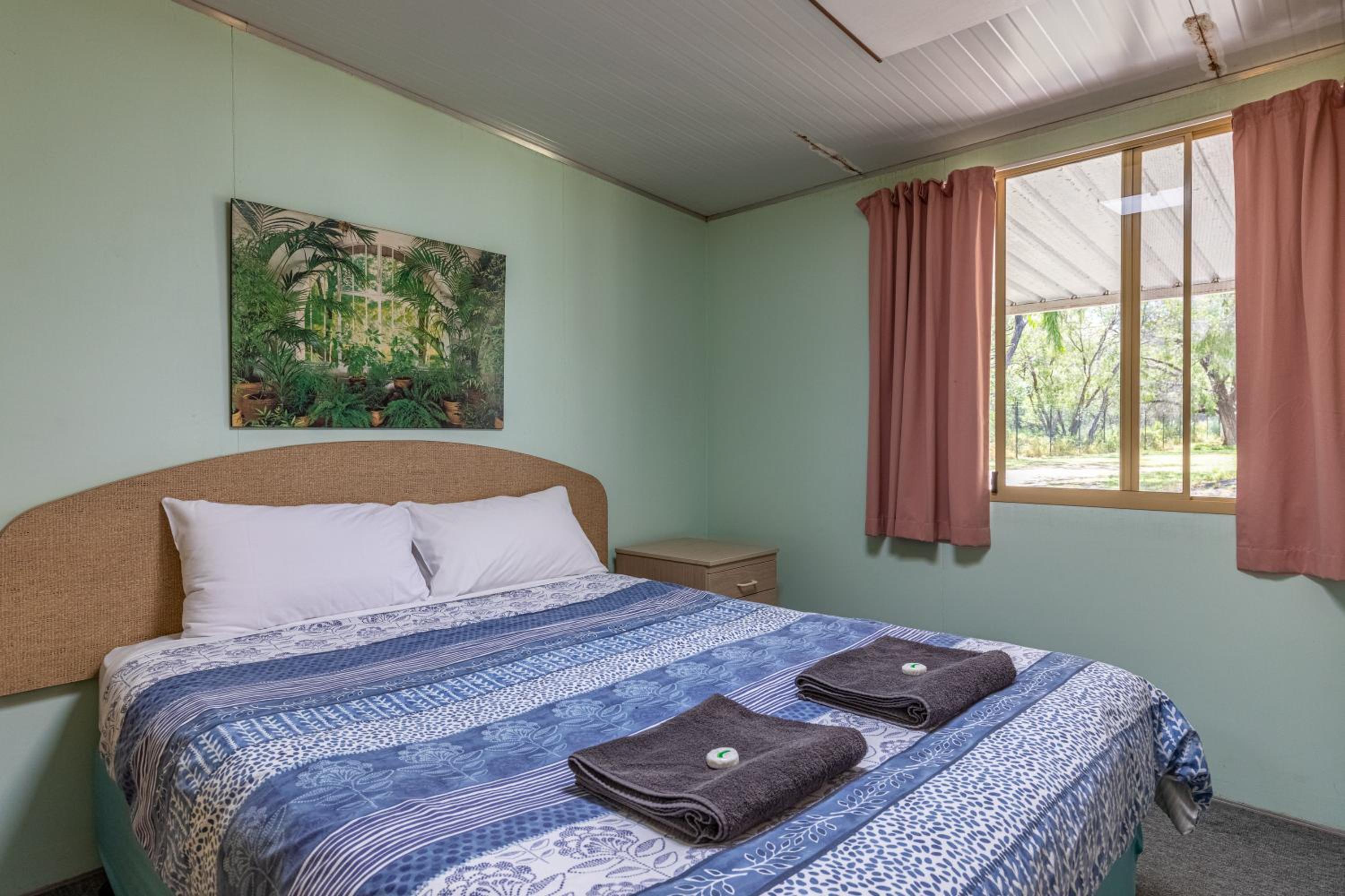 3 bedroom Park Home - Photo 6