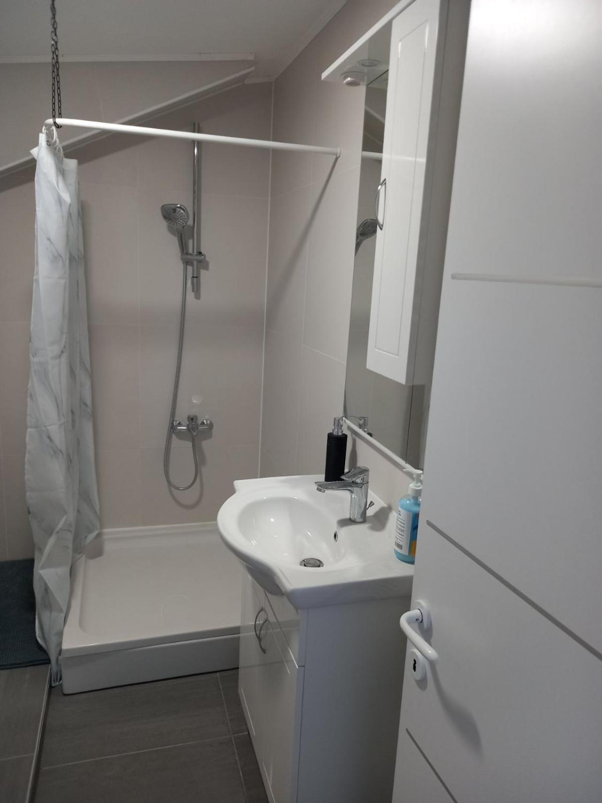 Apartment - Photo 15