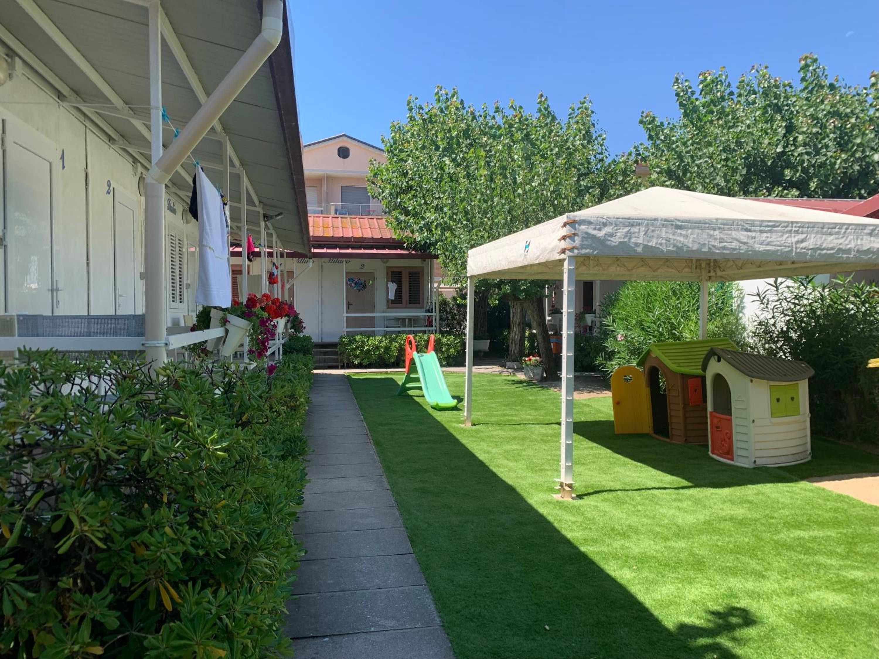 Quadruple Room with Terrace photo 2