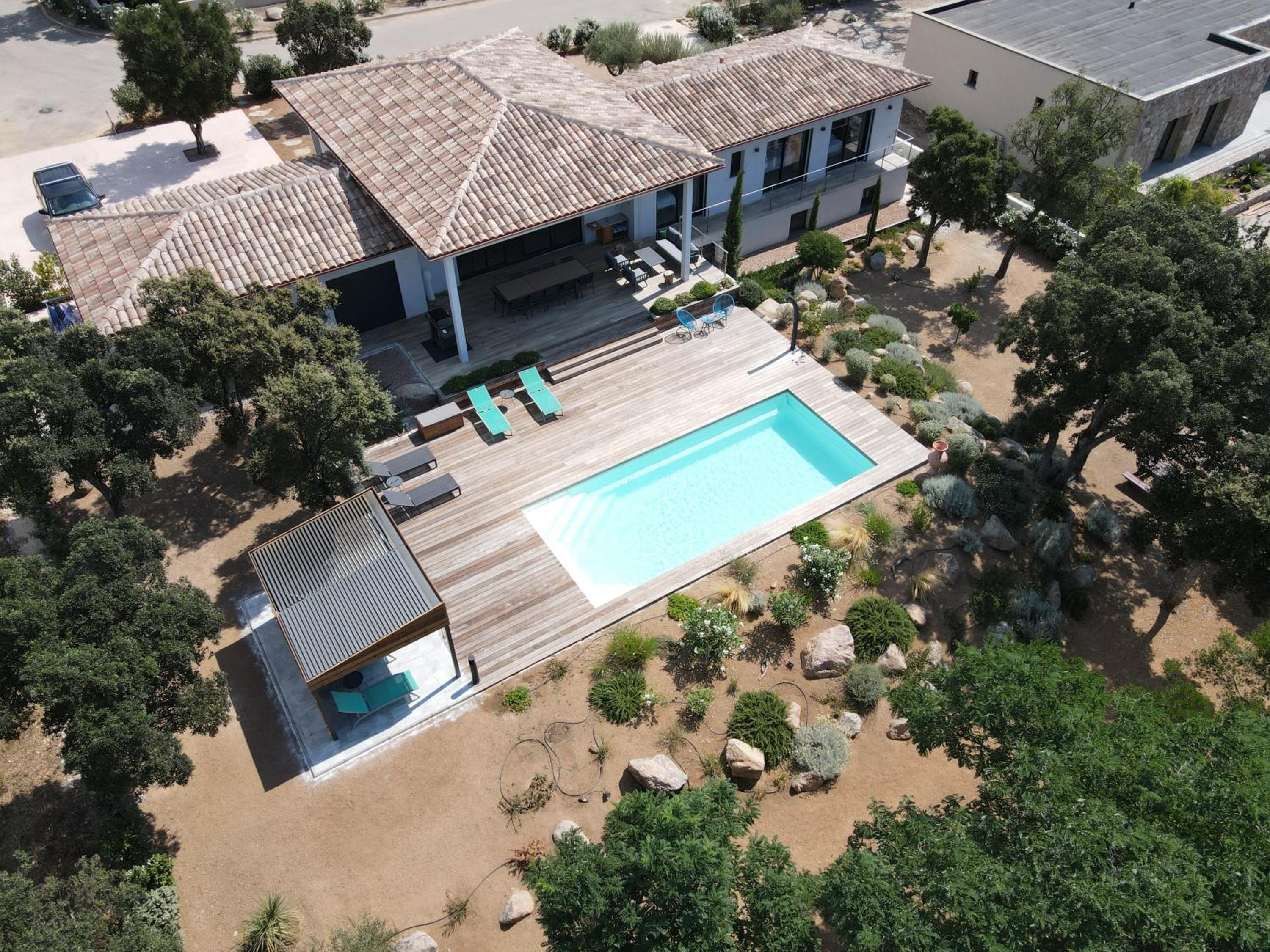 Deluxe Villa photo 1