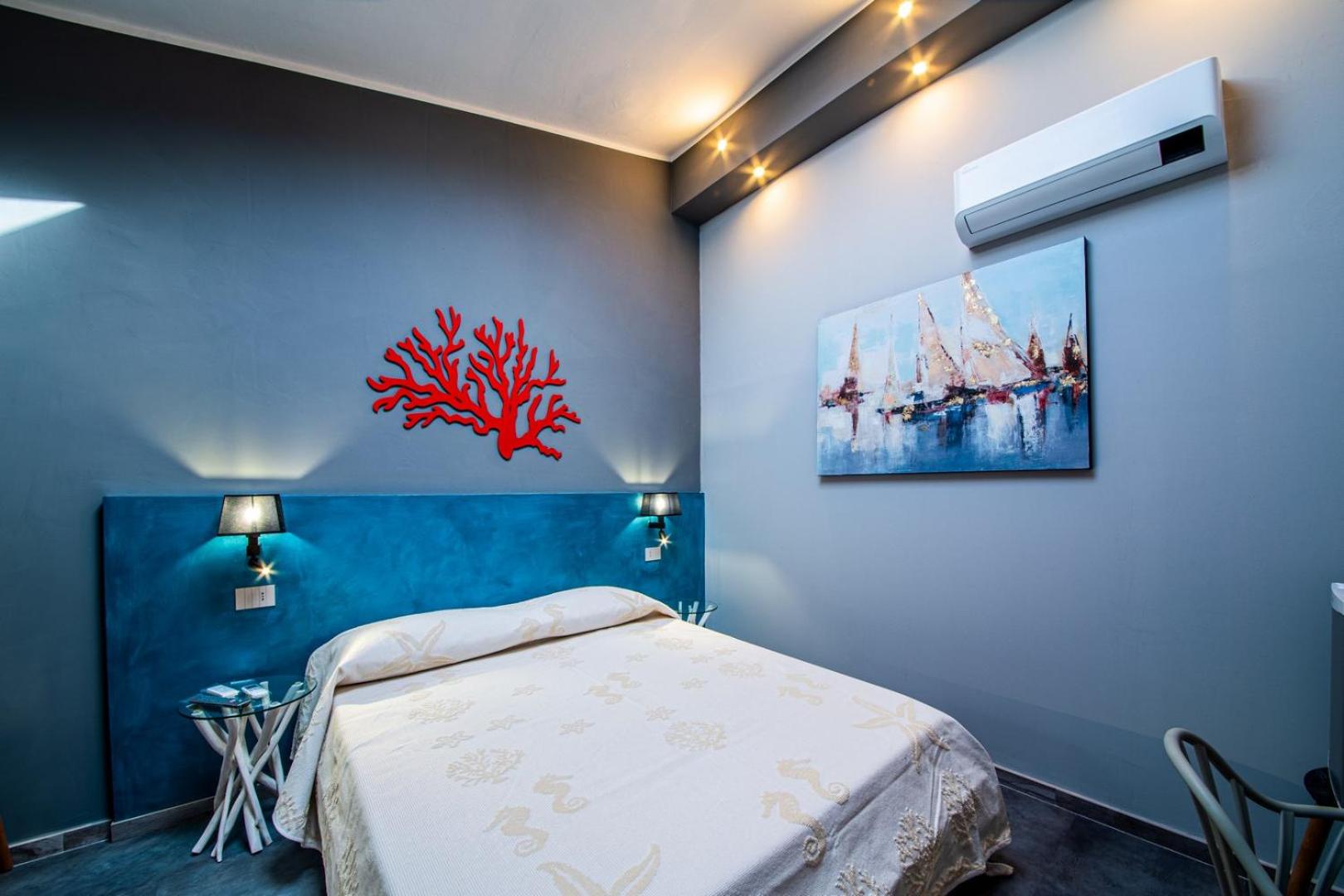 Double Room with Private Bathroom photo 1