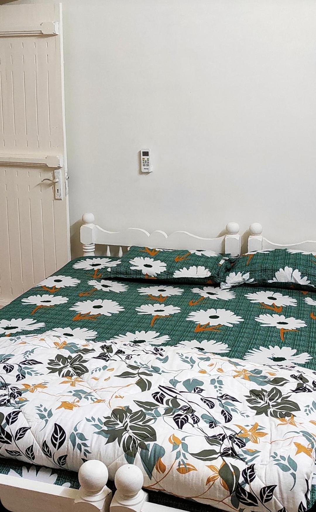 Double or Twin Room with Shared Bathroom photo 2