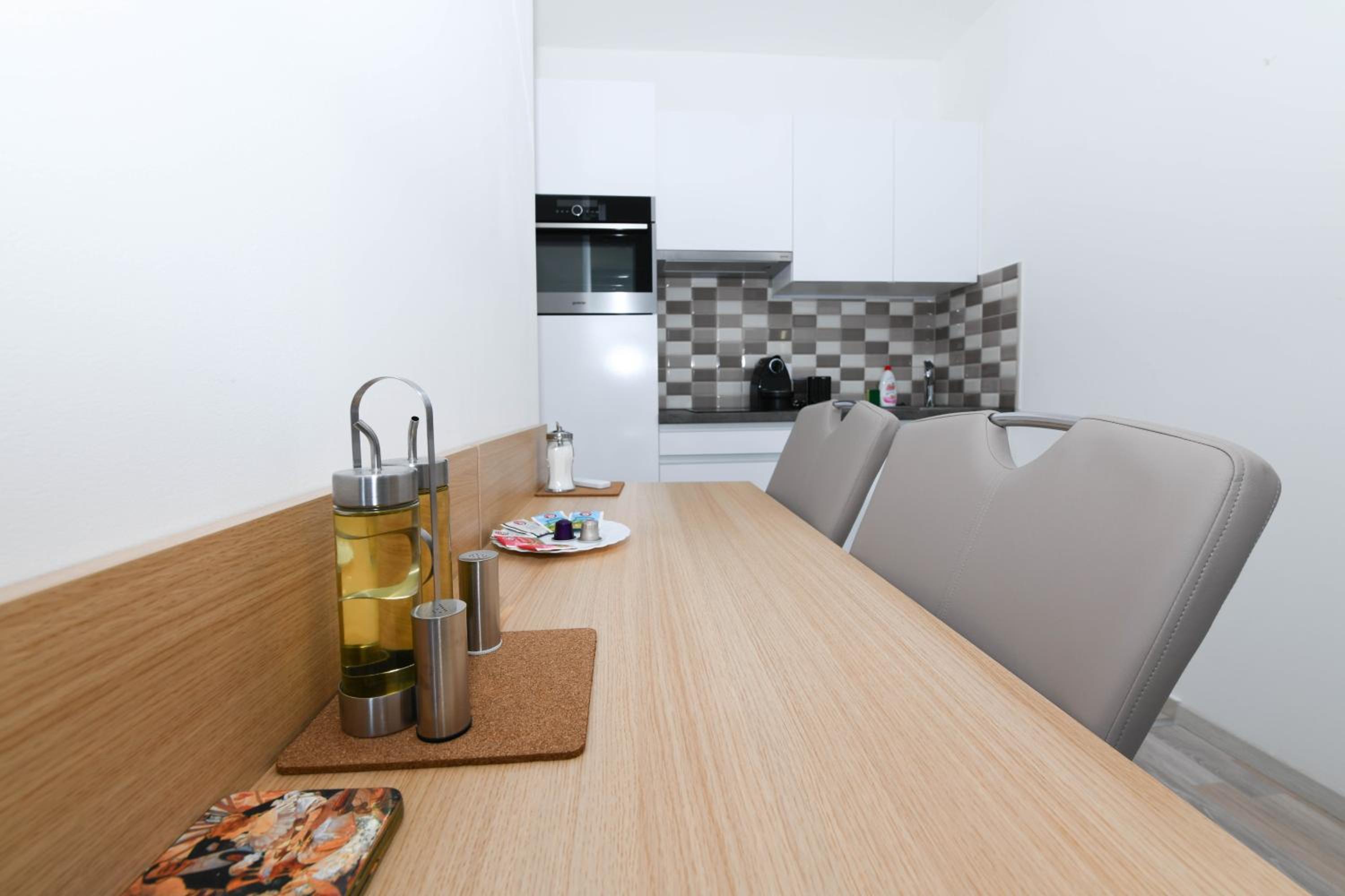 Superior Apartment with Balcony - Photo 22