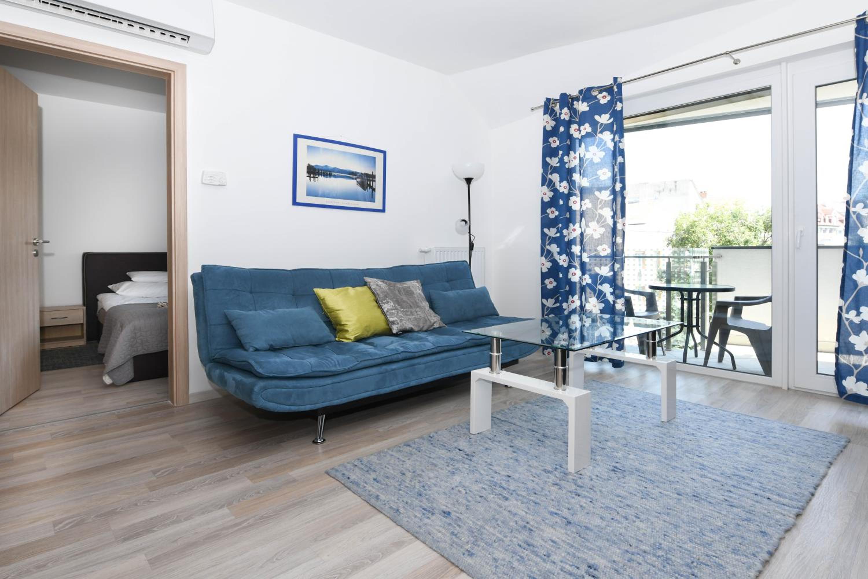 Superior Apartment with Balcony - Photo 21