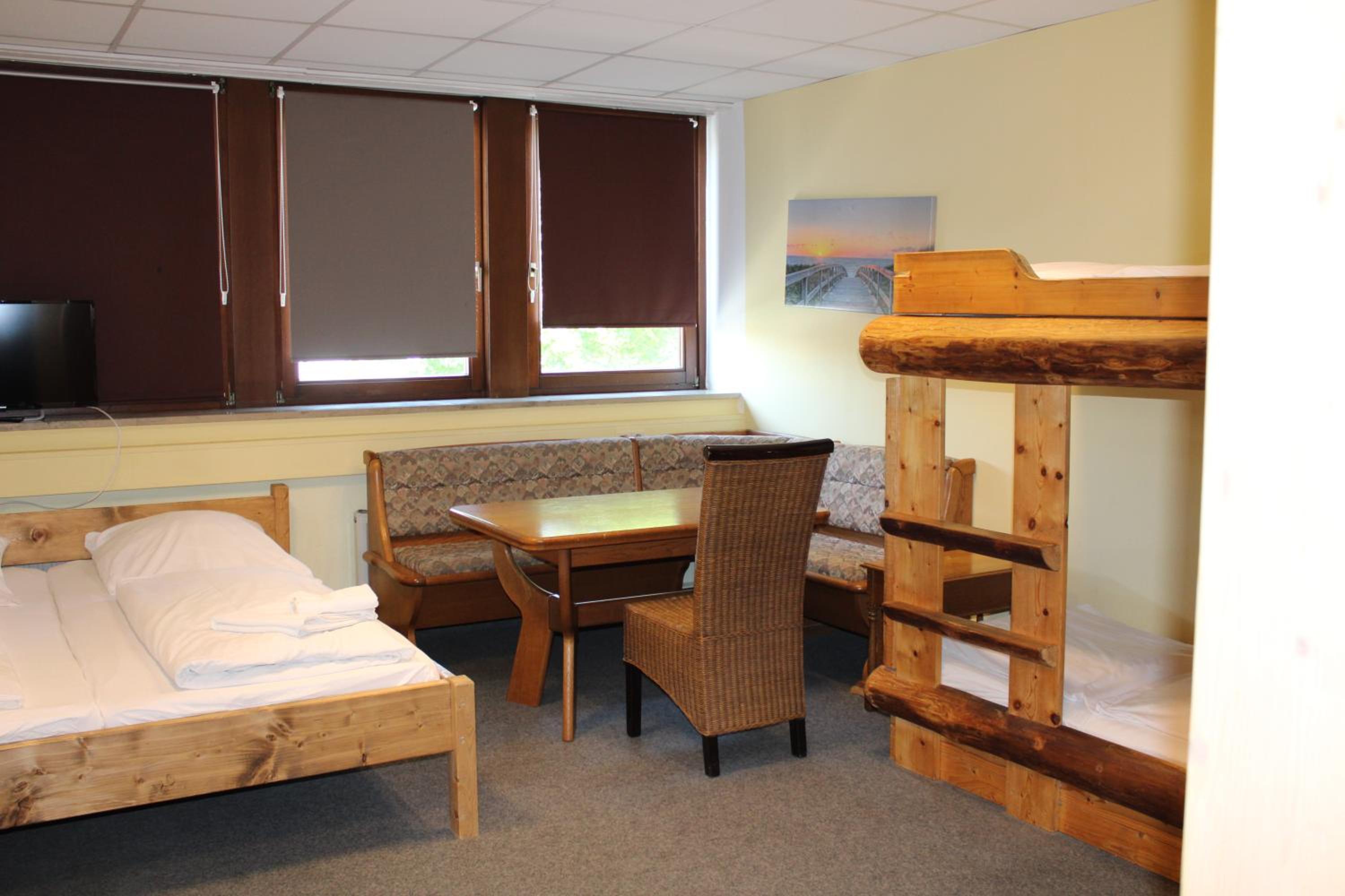 Quadruple Room - Photo 3