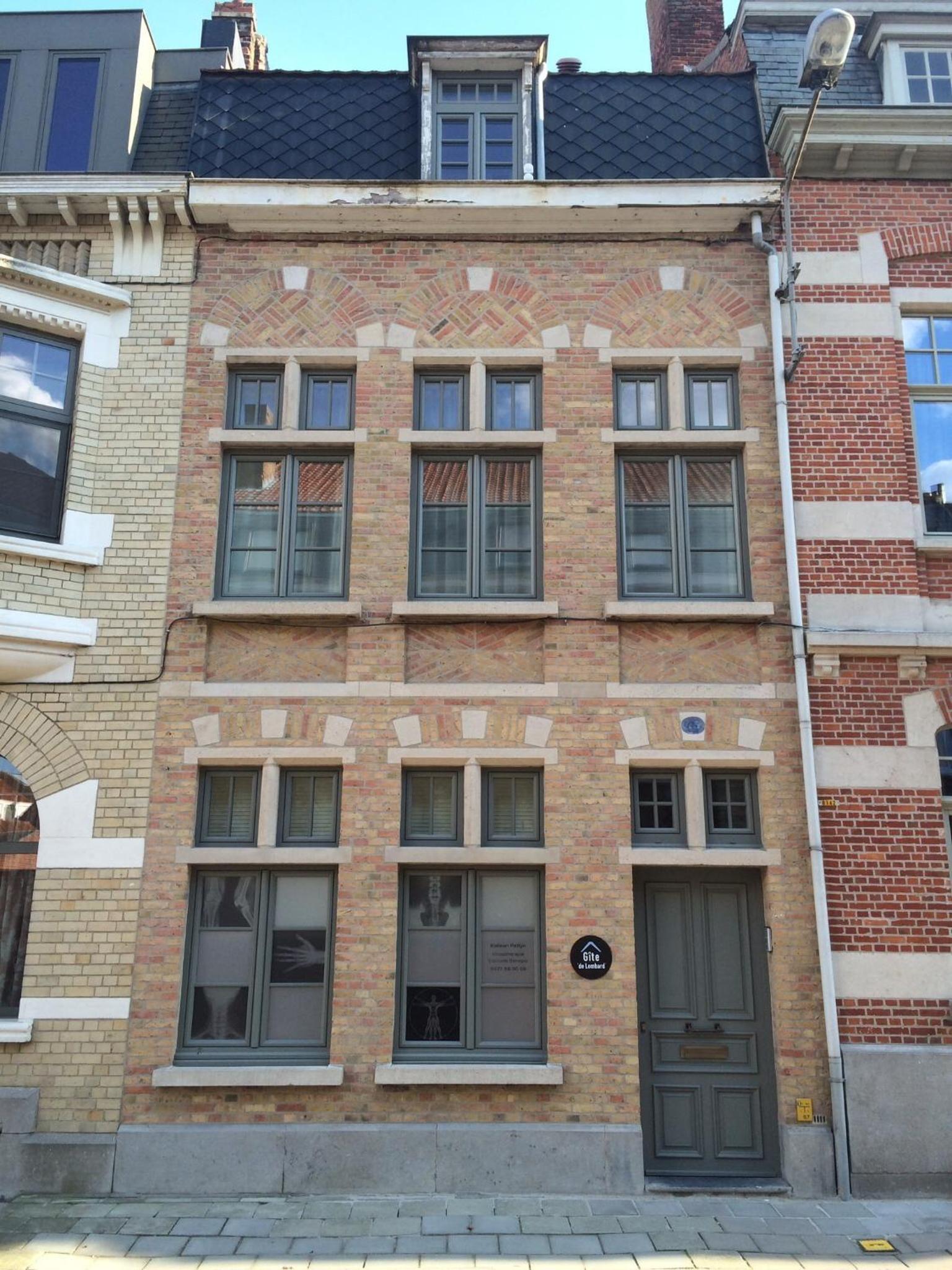 Two-Bedroom House photo 2