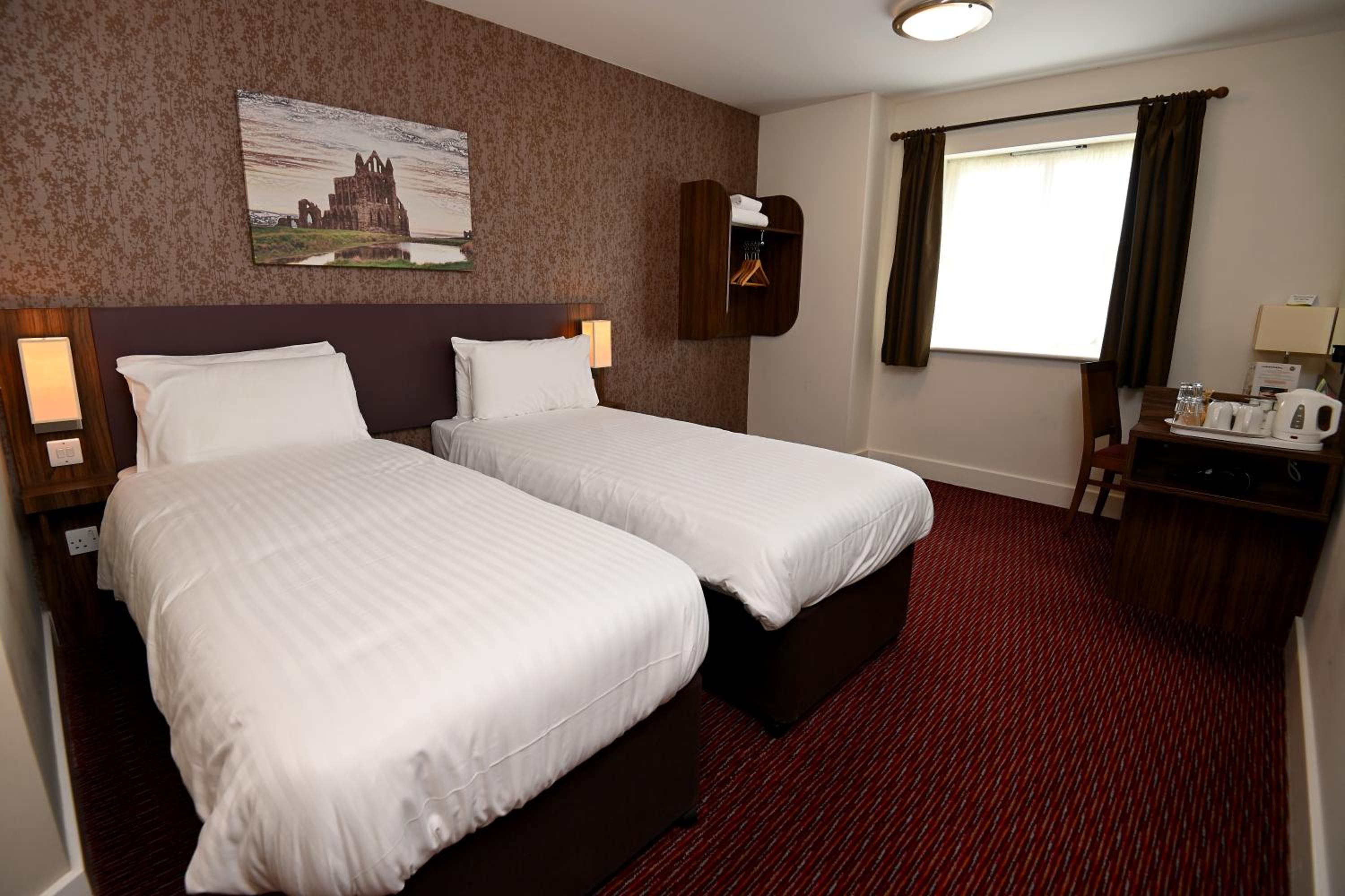 Double or Twin Room - Photo 1